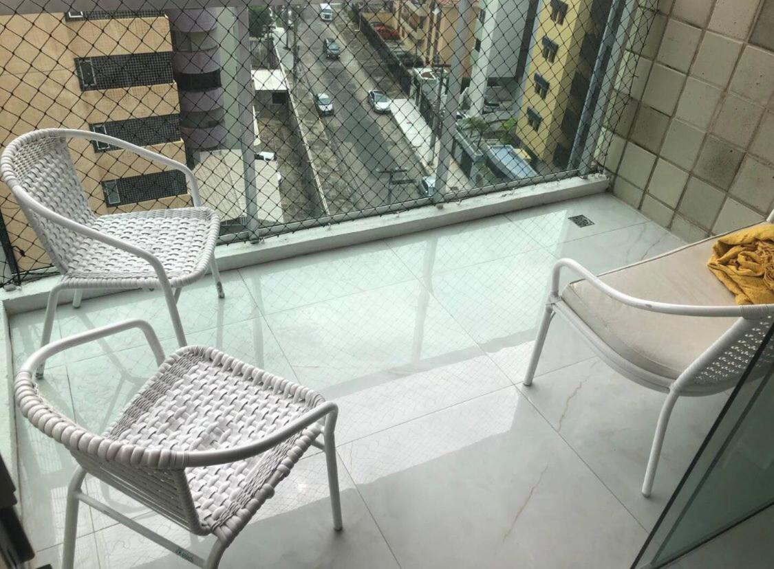 Exclusivo na praia de ponta verde próximo ao Maceió mar hotel - Apto 802