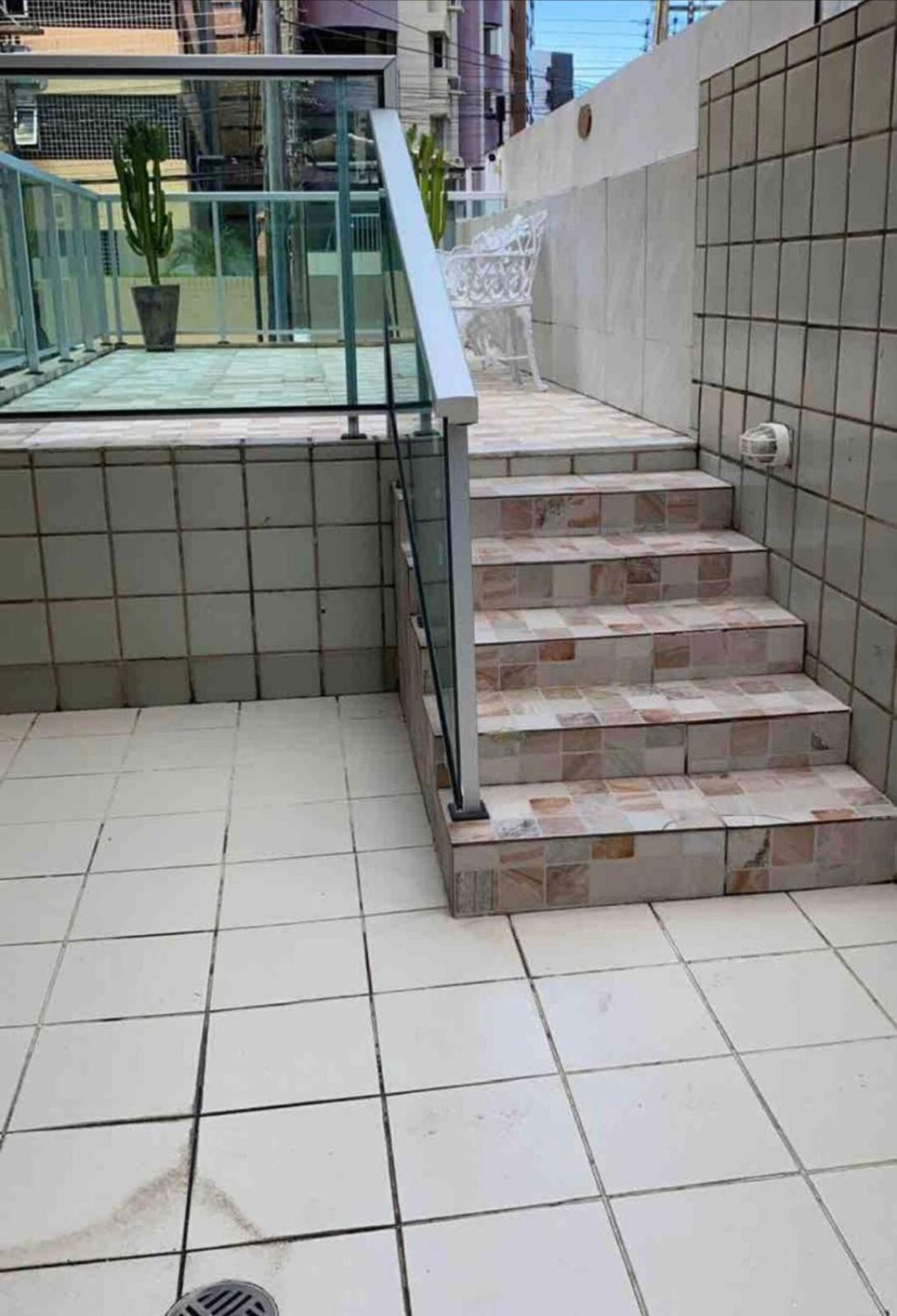 Exclusivo na praia de ponta verde próximo ao Maceió mar hotel - Apto 802