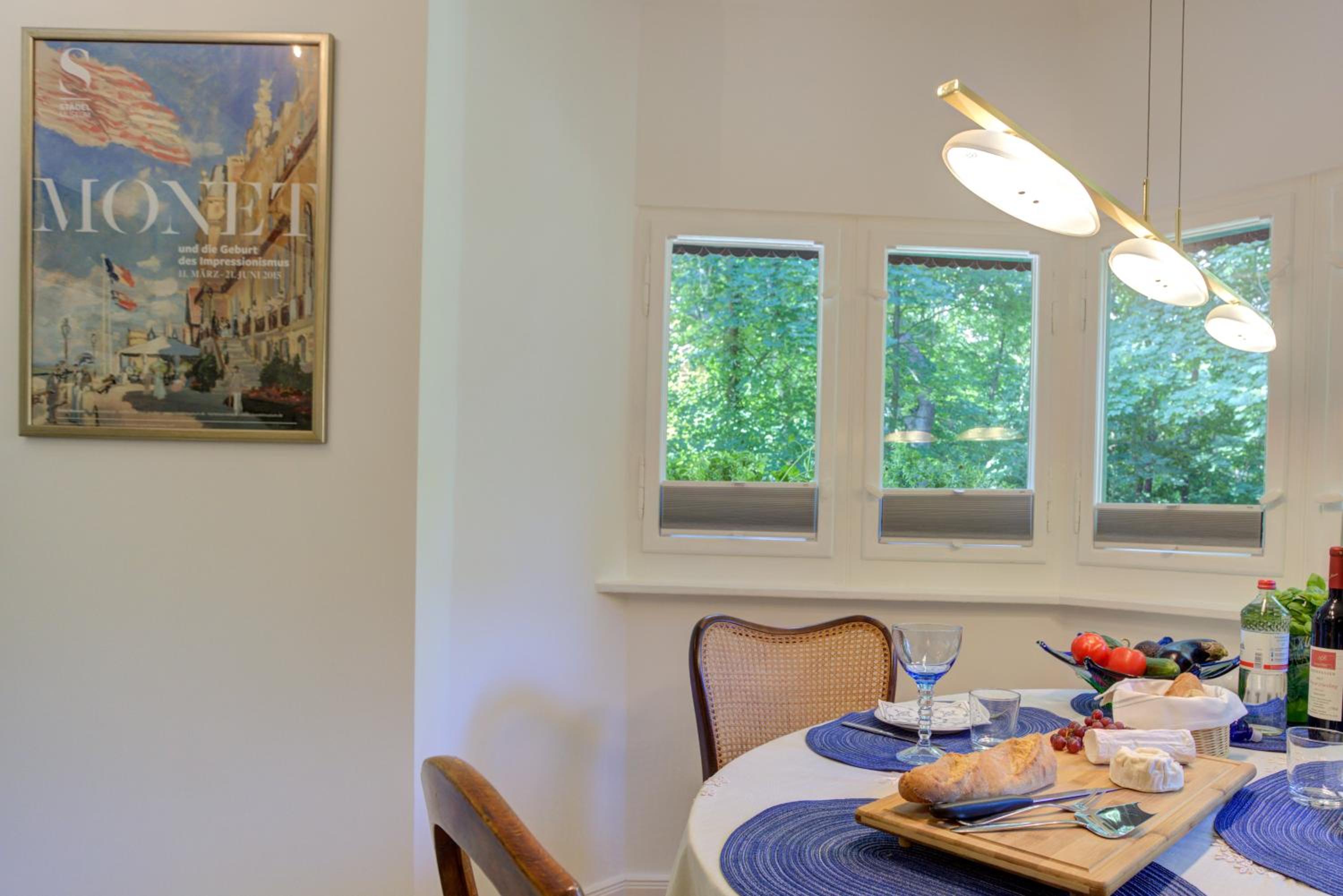 Strandvilla Hubertus Boltenhagen - Ferienwohnungen Apartment mit Parkplatz WLAN Küche Garten Grillplatz Waldbaden