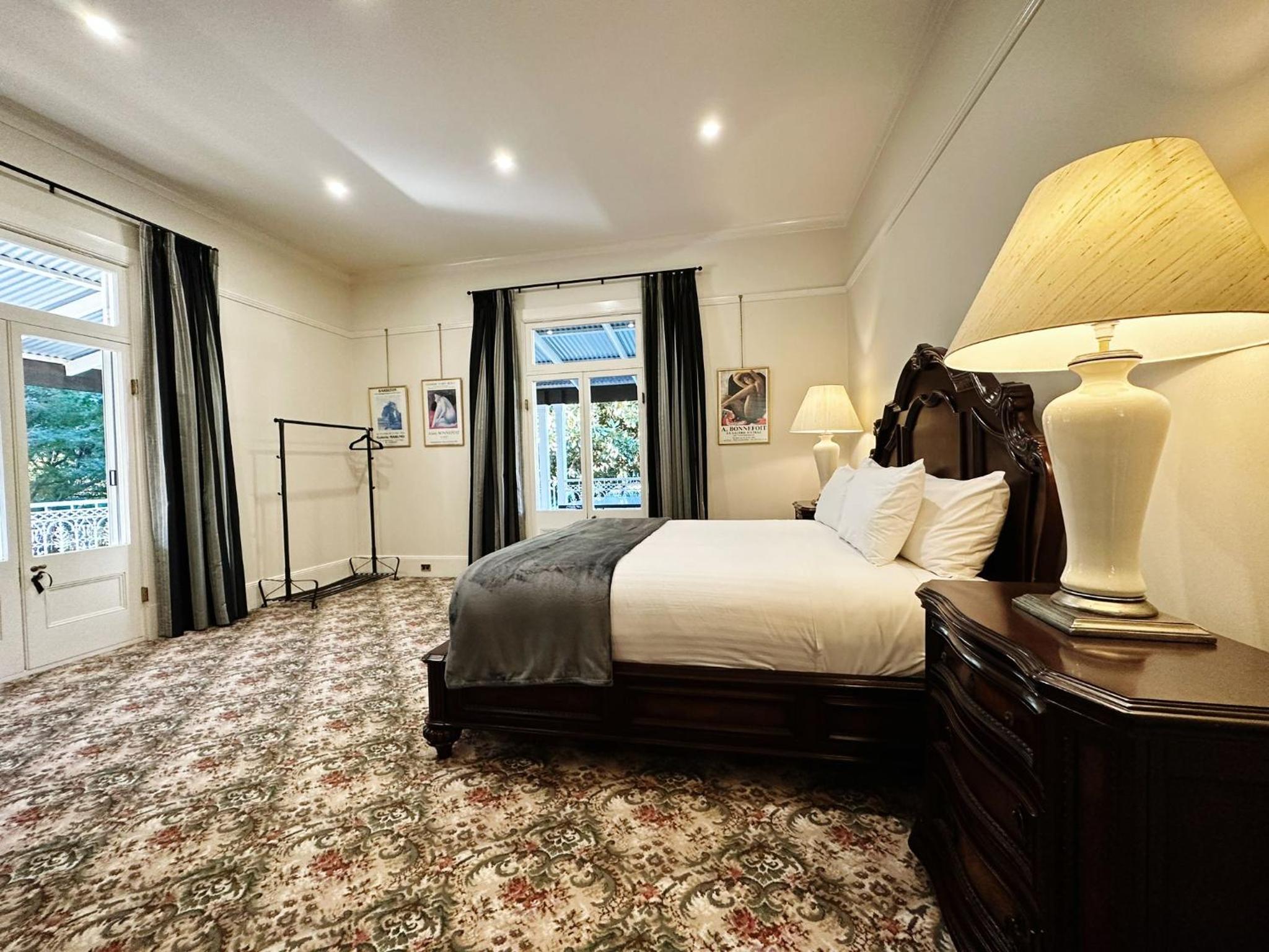 Kalinya Estate Platinum- Homestead, Lodge & Barn- up to 34 guests