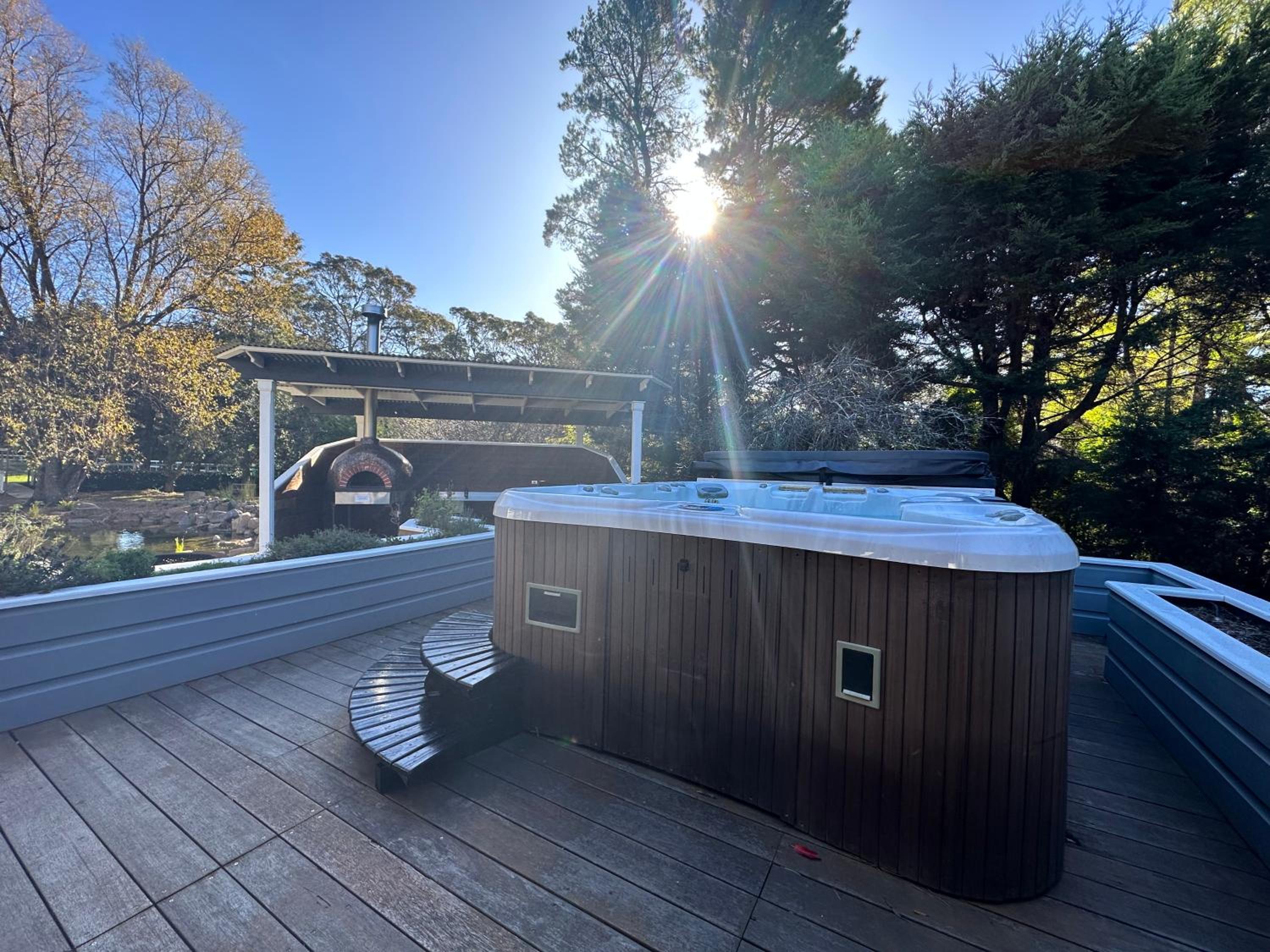 Kalinya Estate Platinum- Homestead, Lodge & Barn- up to 34 guests