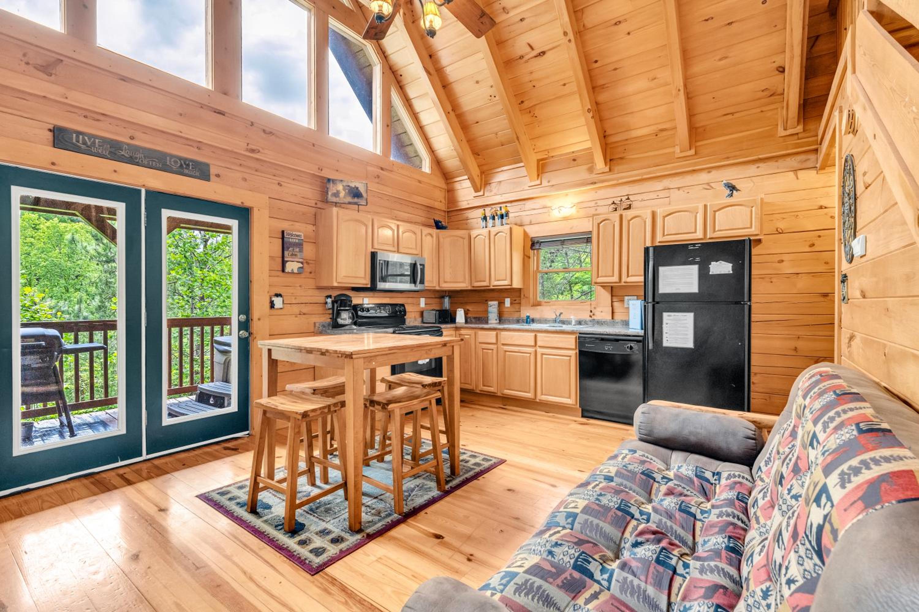 American Honey - Hot Tub, Cozy Cabin Retreat in the Smokies Comfort & Fun for All view 4