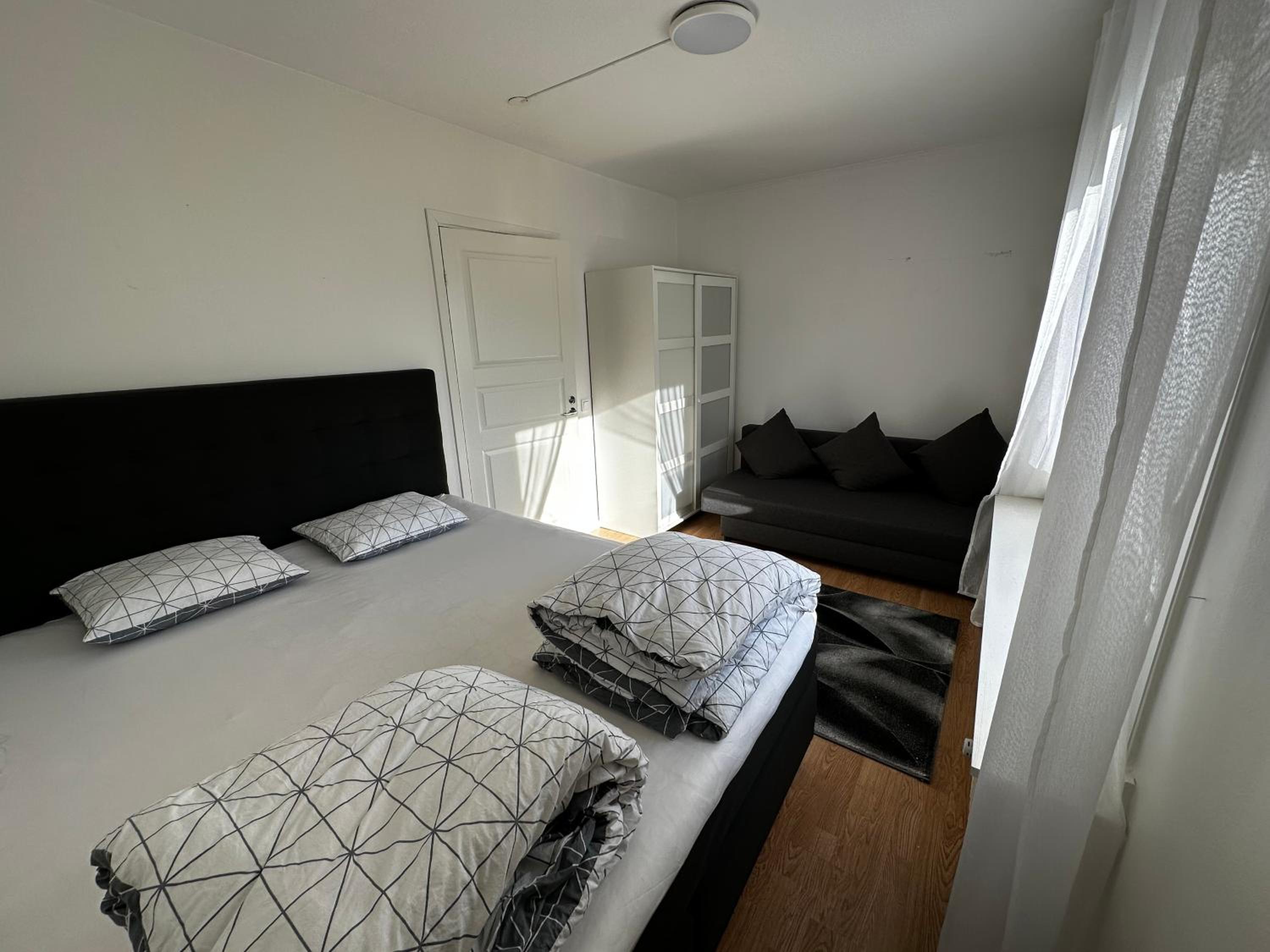 luxurious 2-room apartment in central Borås view 3