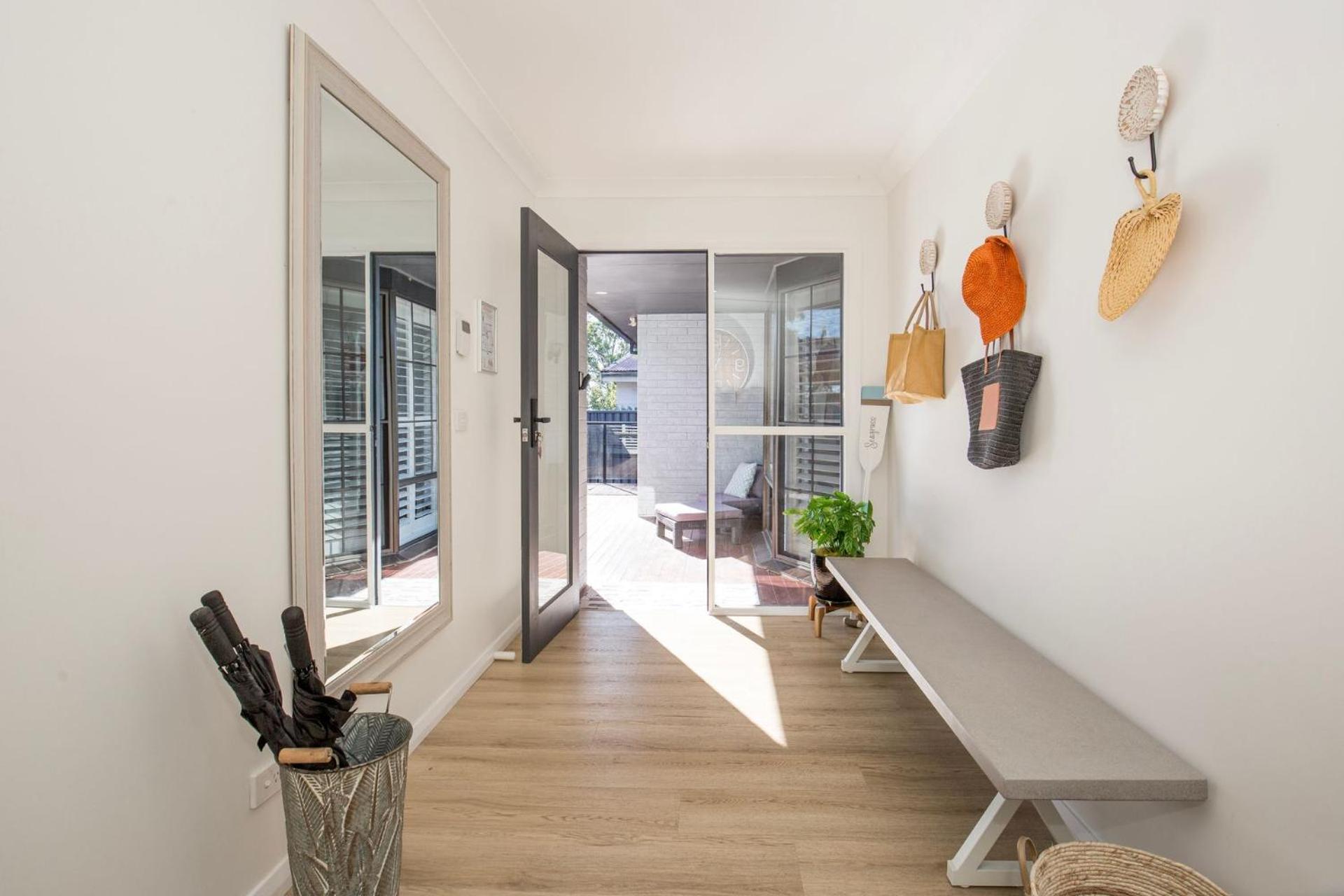 Seagrass Pet Friendly 10 Mins Walk to Beach