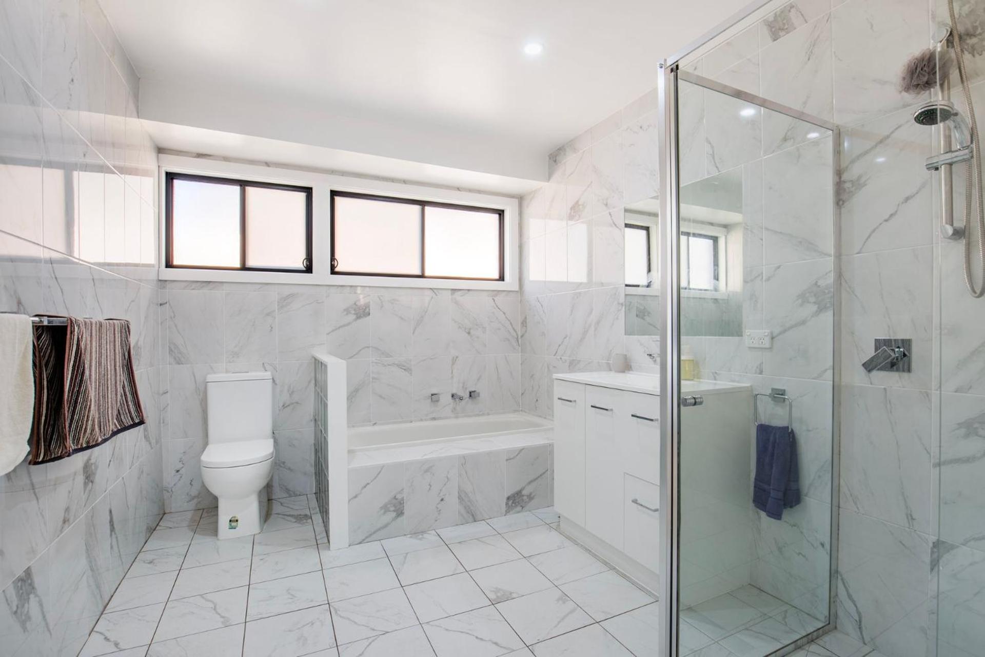 Seagrass Pet Friendly 10 Mins Walk to Beach