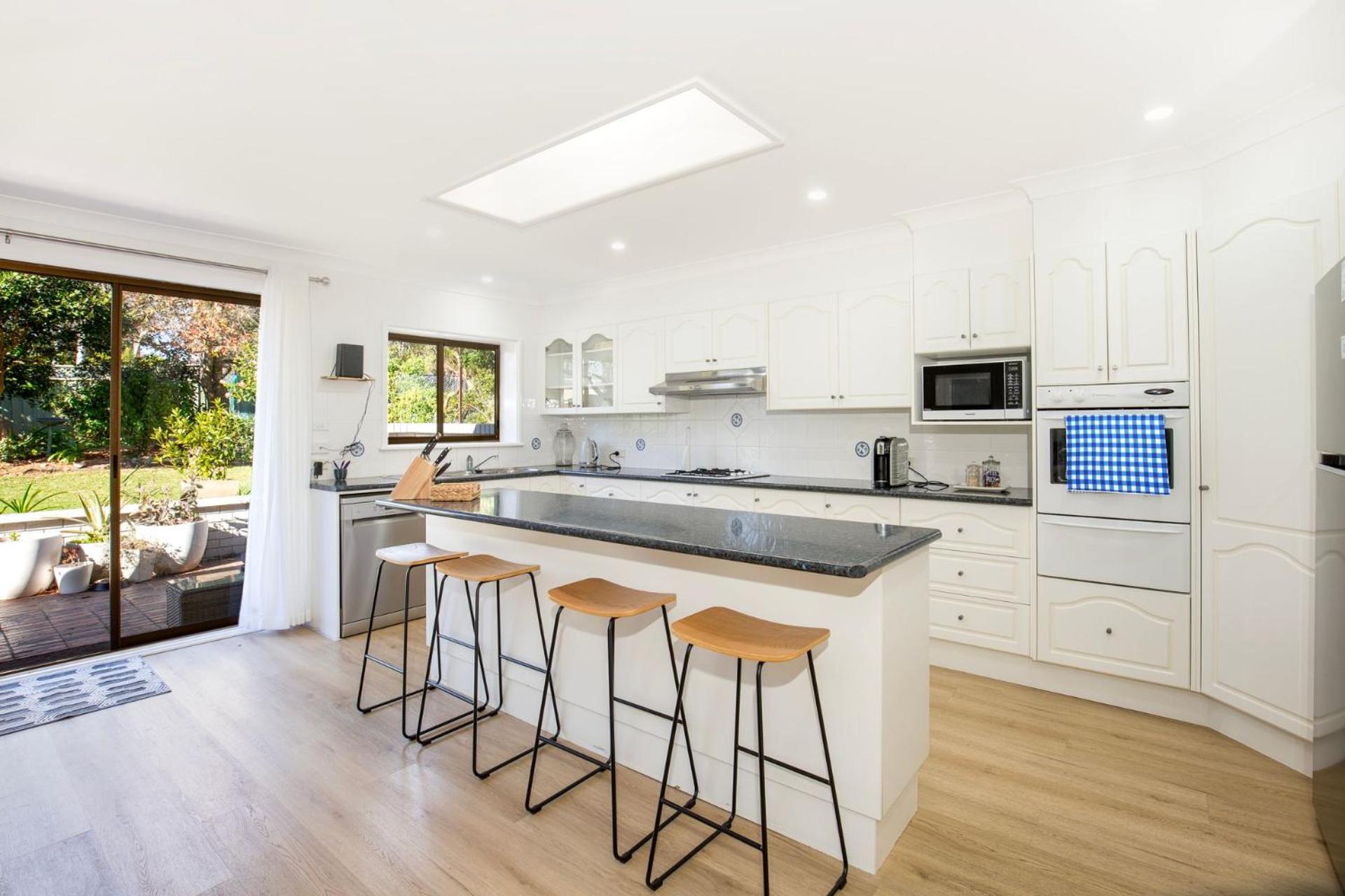 Seagrass Pet Friendly 10 Mins Walk to Beach