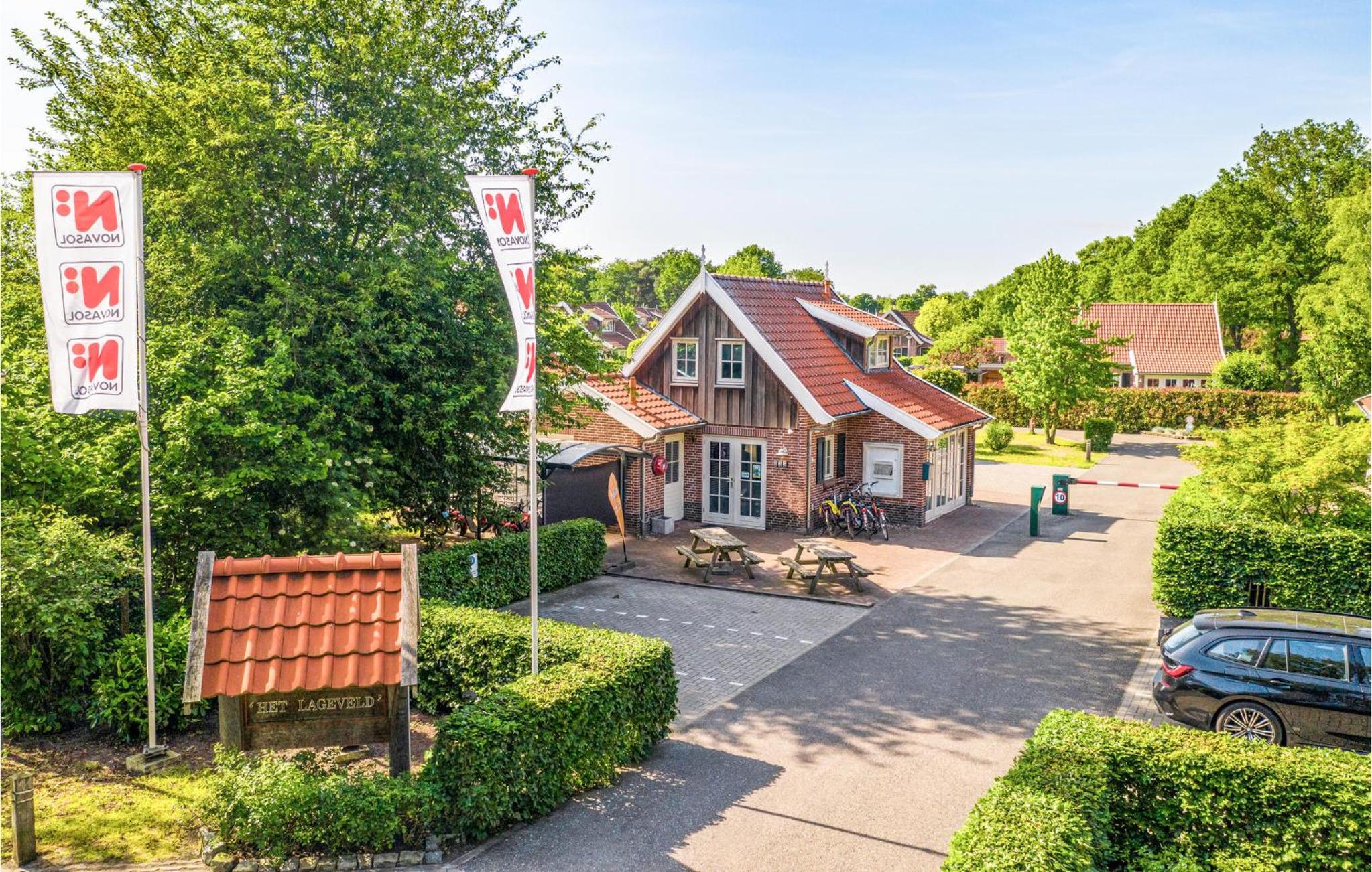 Amazing Home In Hoge Hexel With Kitchen
