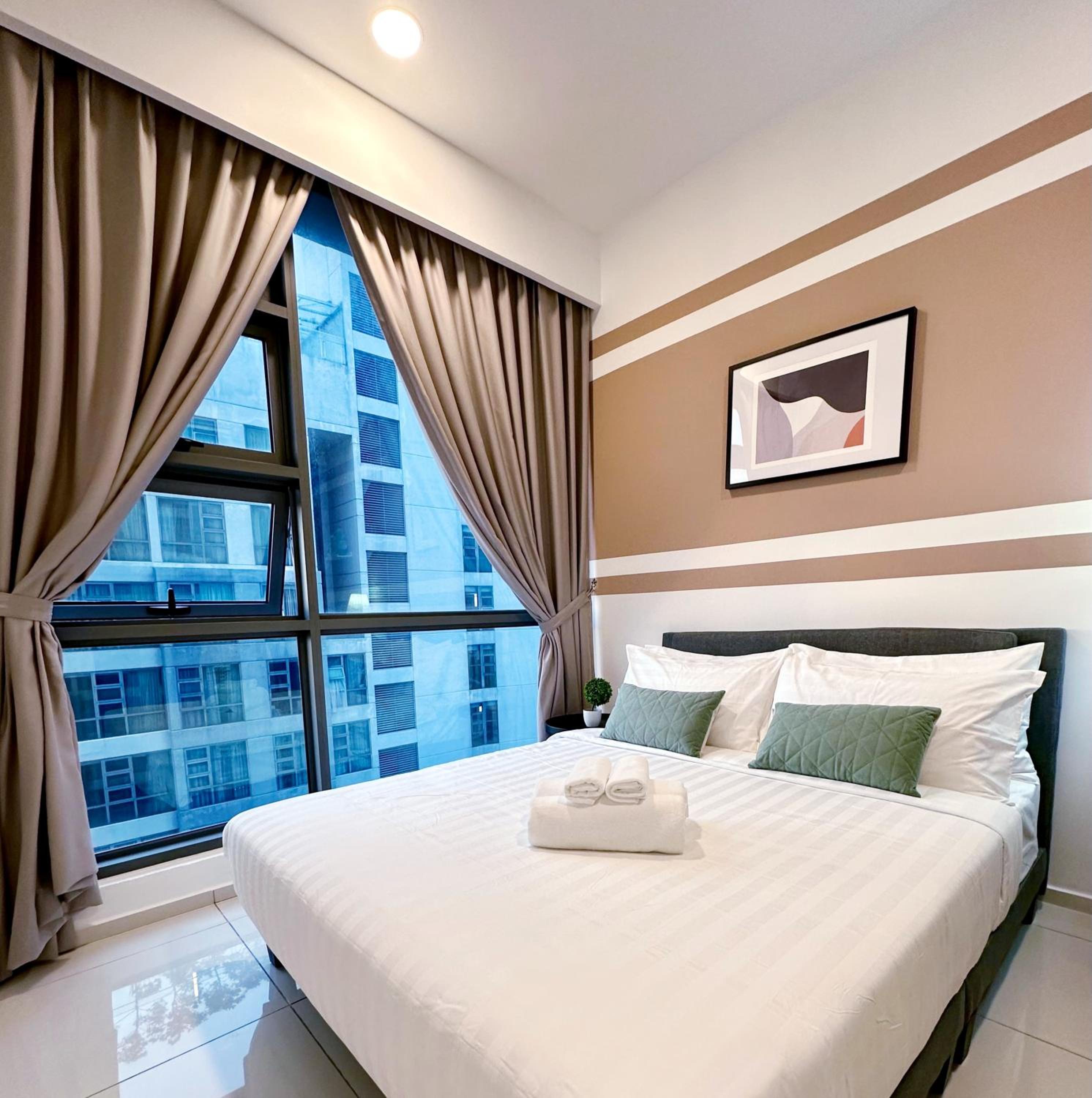 The Robertson 1R1B/High flr-cosy room/ Bukit-bint