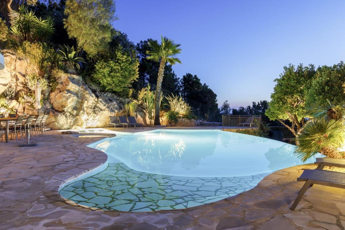 Magnificent villa with sea view in Théoule sur mer - by feelluxuryholidays