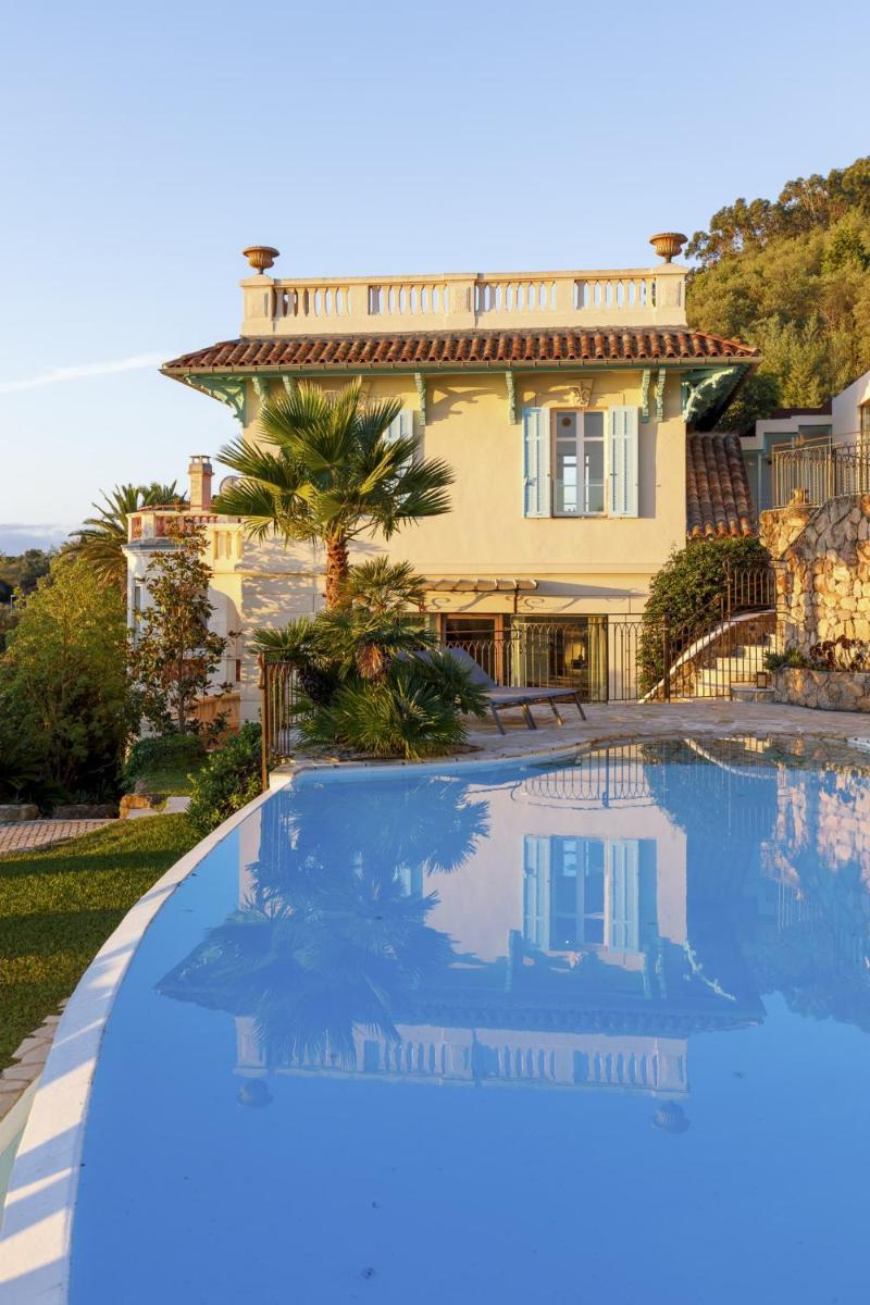 Magnificent villa with sea view in Théoule sur mer - by feelluxuryholidays
