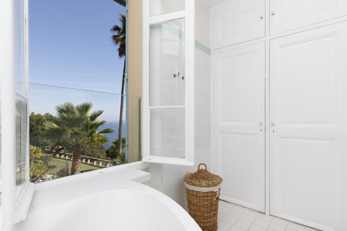 Magnificent villa with sea view in Théoule sur mer - by feelluxuryholidays