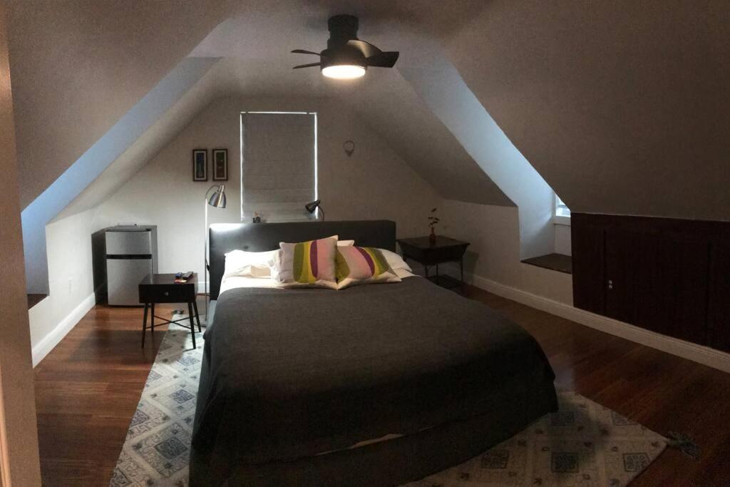 Cozy Chalet near the Design District