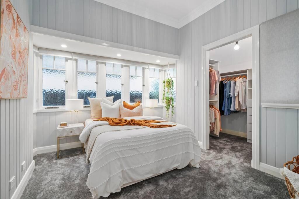 Evandale, 1920’s Historic ,Stunning and Modern home with amazing City views