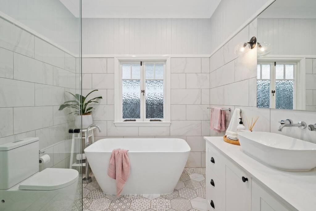 Evandale, 1920’s Historic ,Stunning and Modern home with amazing City views