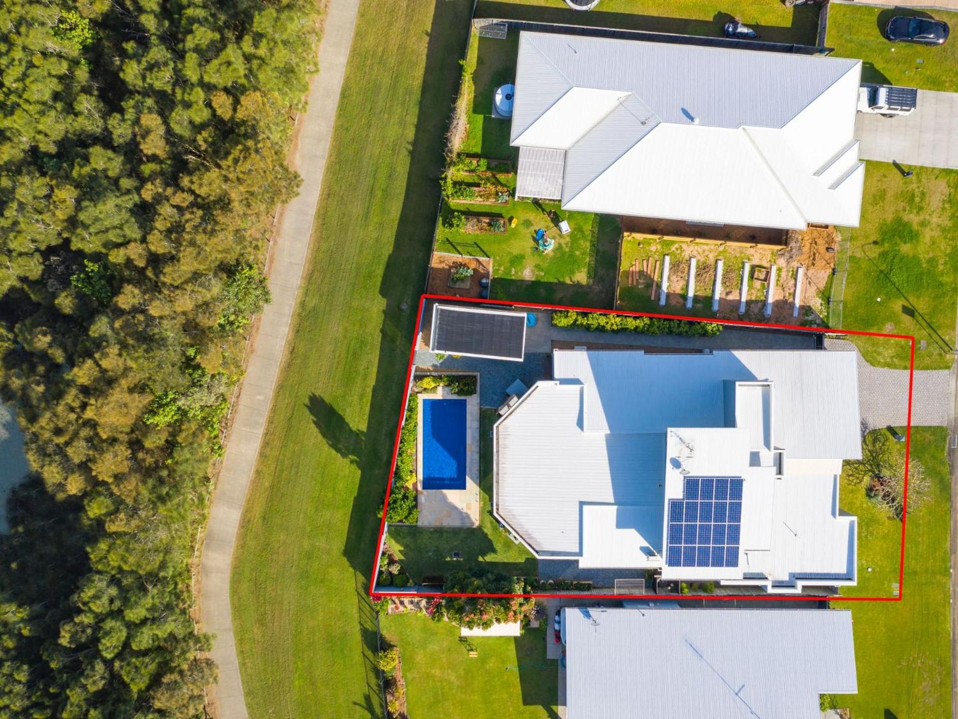 The Doggy Beach House - with Pool in Pottsville