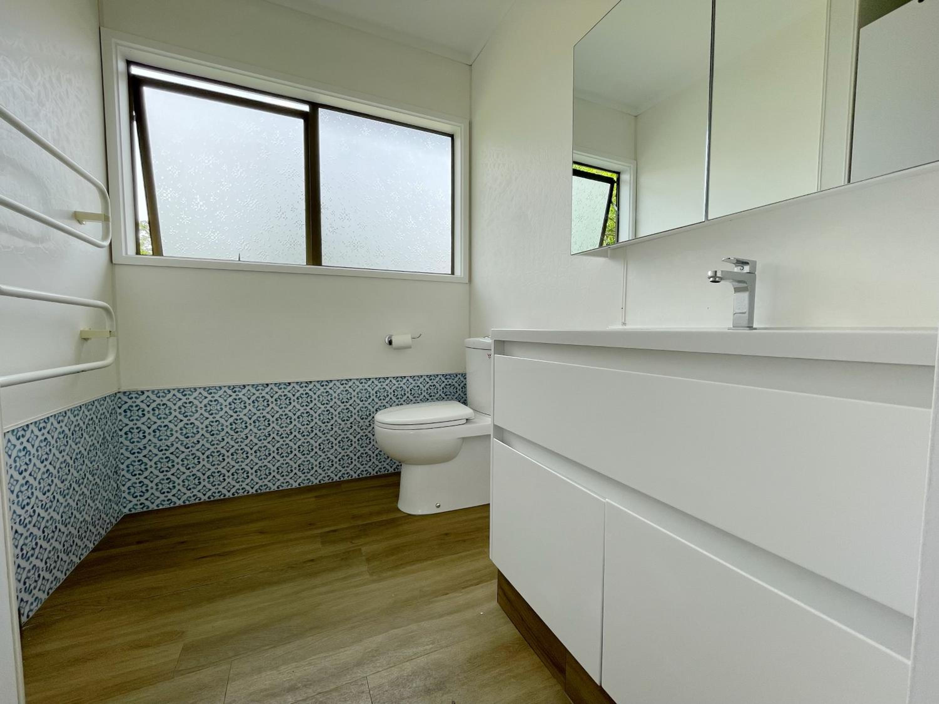 3 bedroom family home Close to the Base view 2