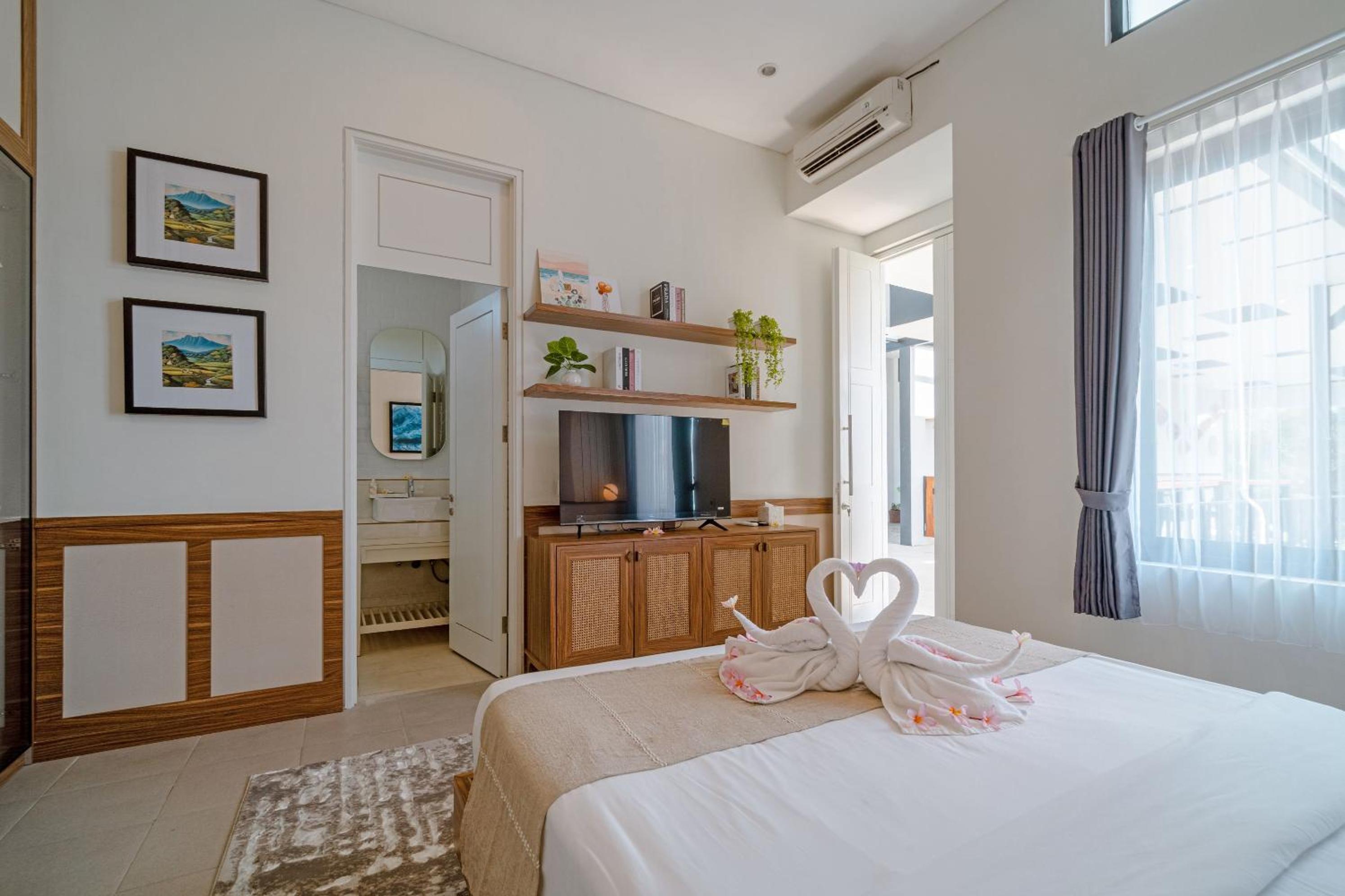 Nusa Dua Bay View Villas