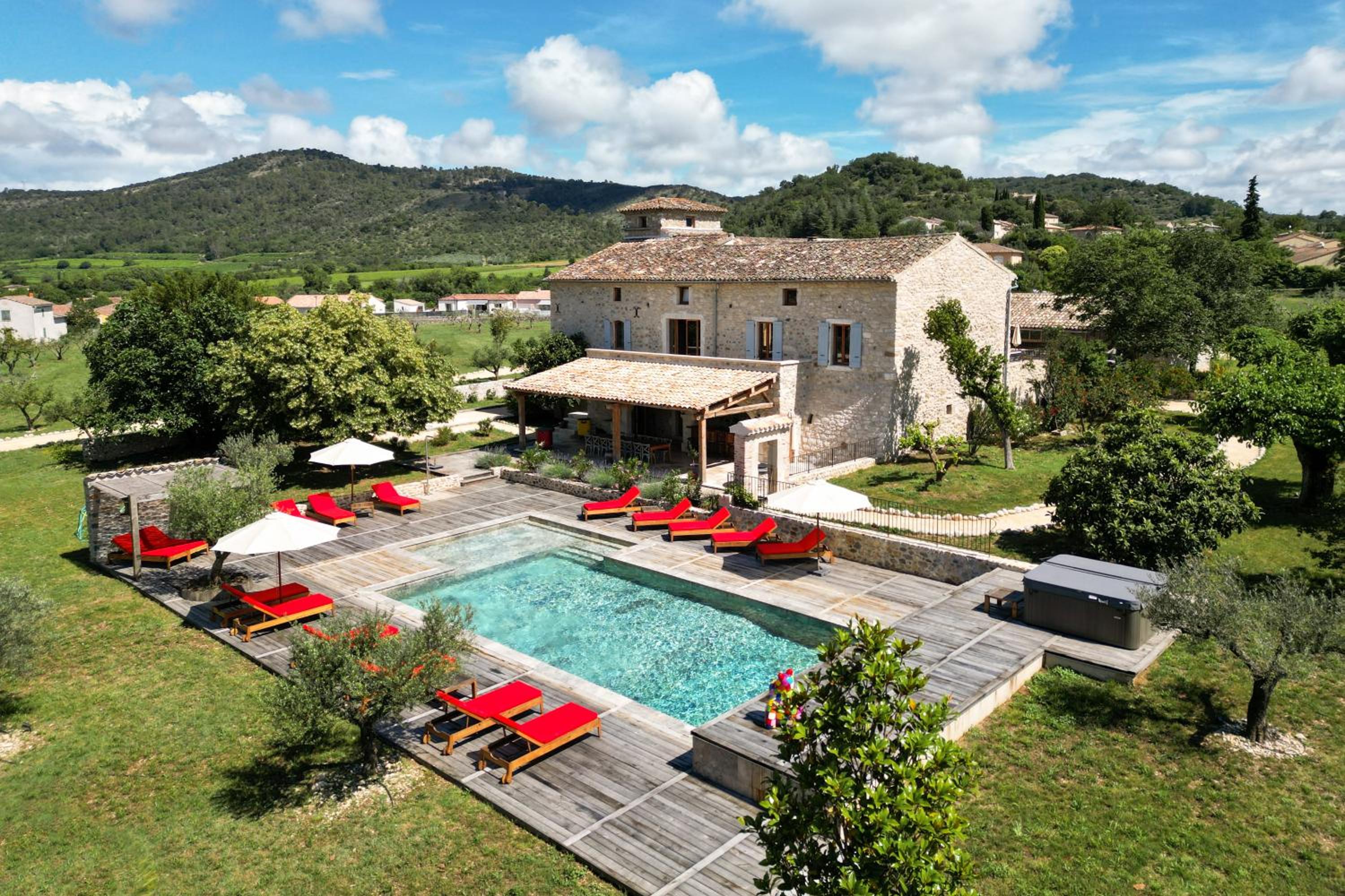 Hotel Domaine de coulette - Image 1