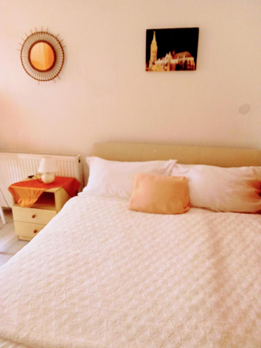 Gold Apartment view 2
