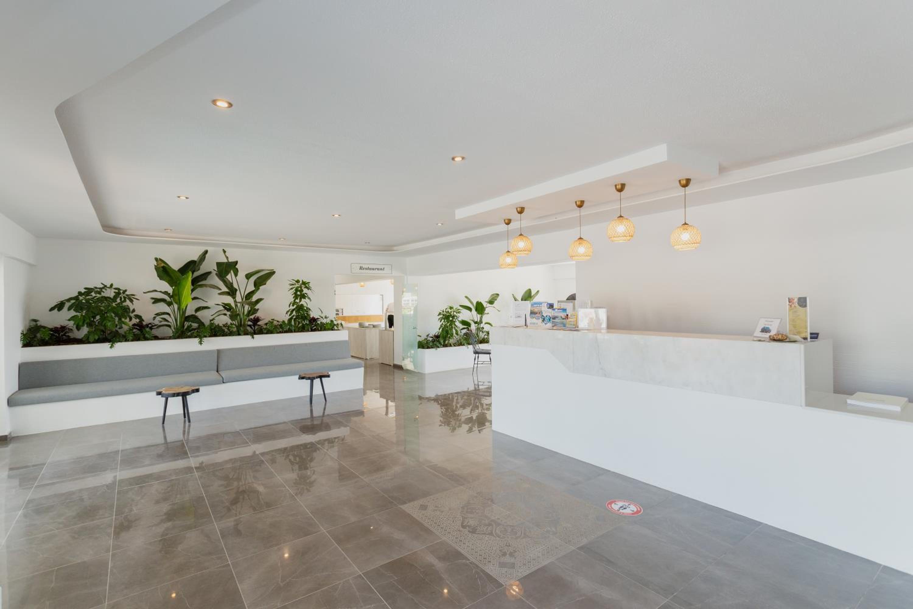 Belmare Hotel - Adults Only photo 2