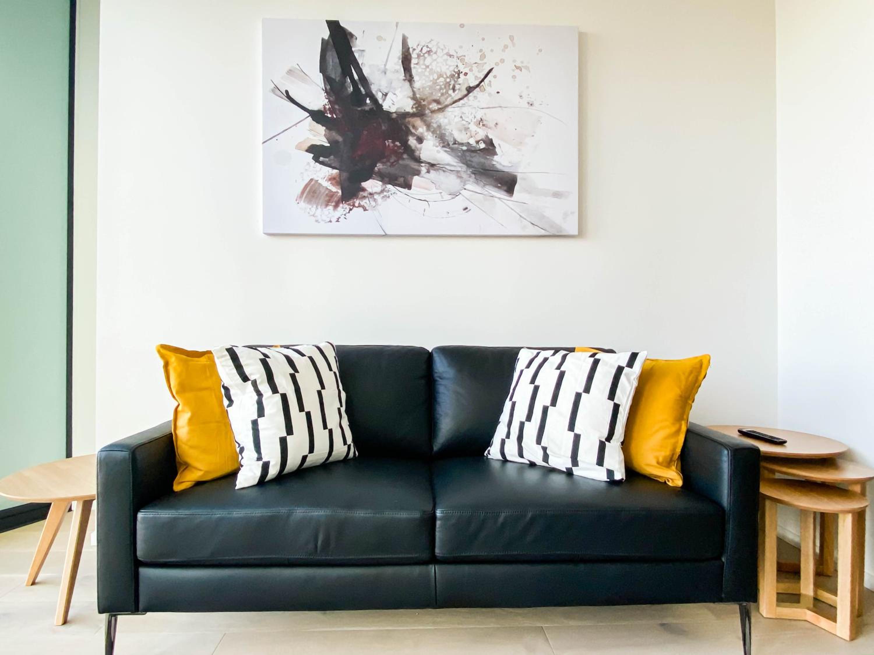 1 BRM, Southbank, Next to Crown, King Bed
