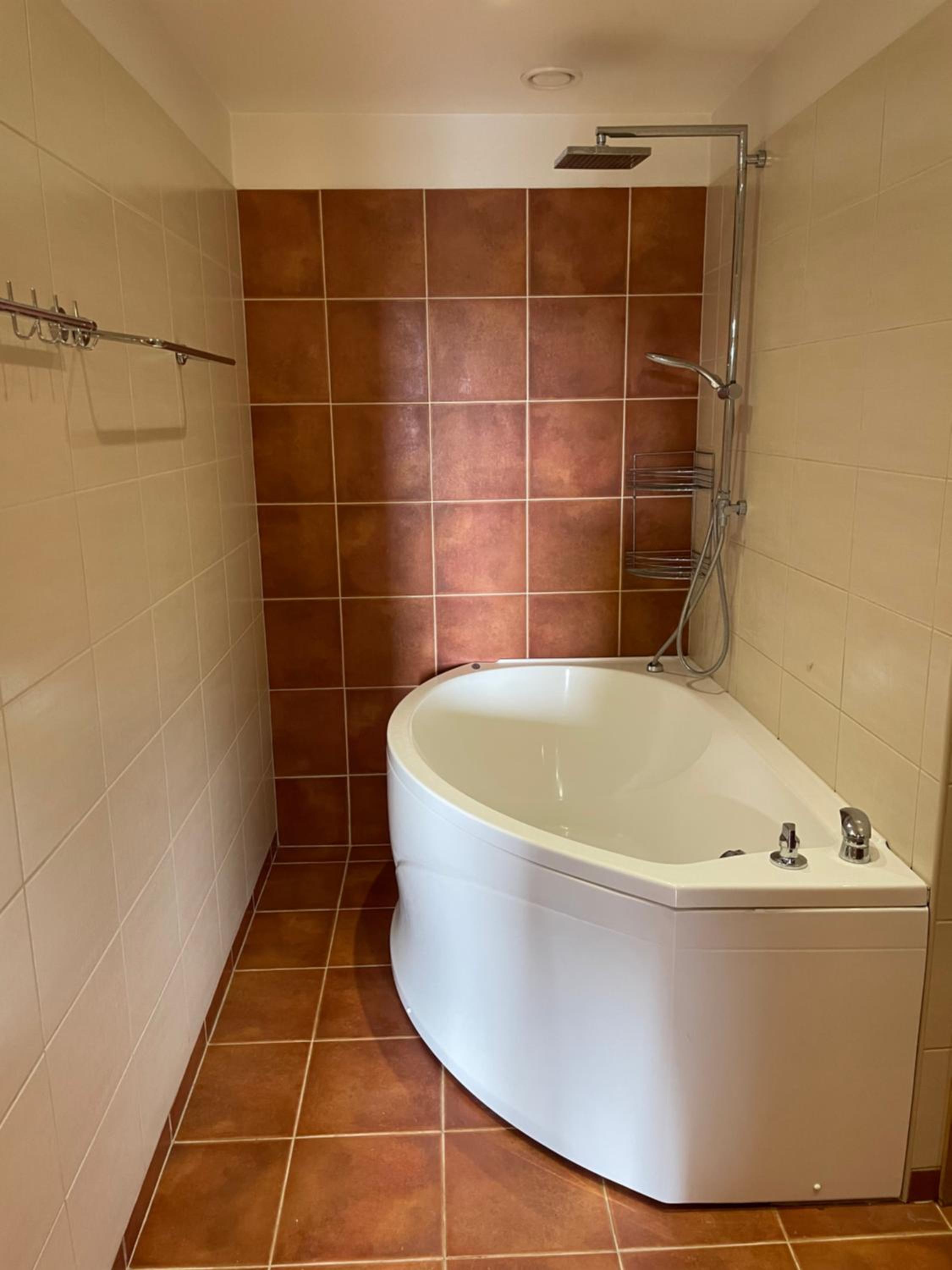 Spacious 3-bedroom apartment with sauna