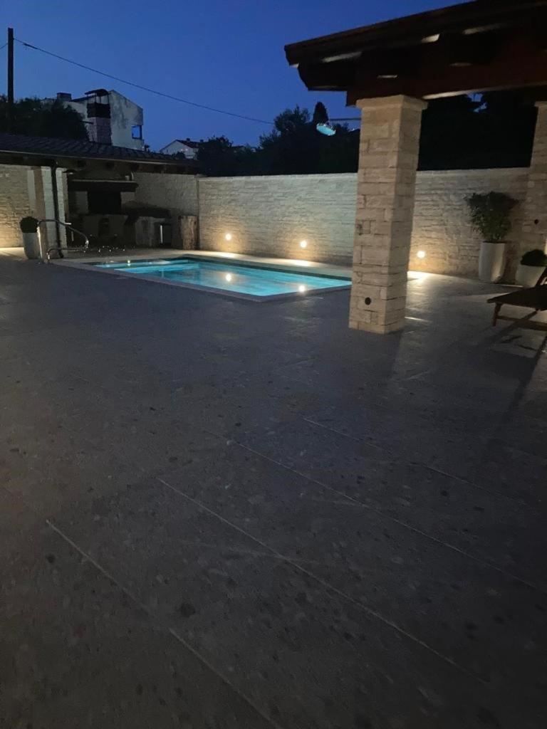 Apartment Tomic M 6 for 4 persons with pool in Maj Poreč