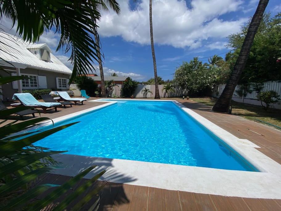 Villa Laurier Rose avec piscine proche lagon de La Saline