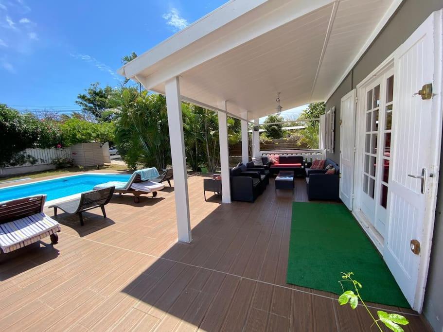 Villa Laurier Rose avec piscine proche lagon de La Saline