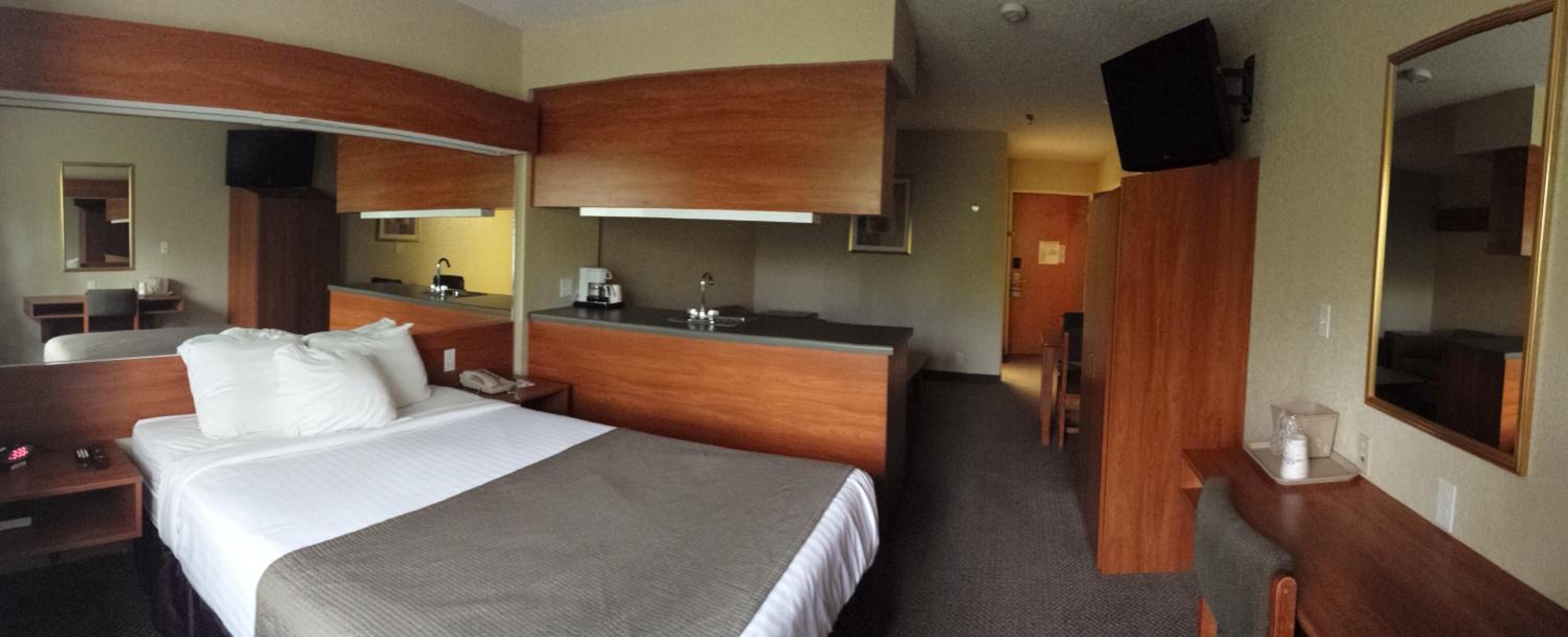 Beckley Vacations - Microtel Inn  Suites Beckley East - Property Image 2