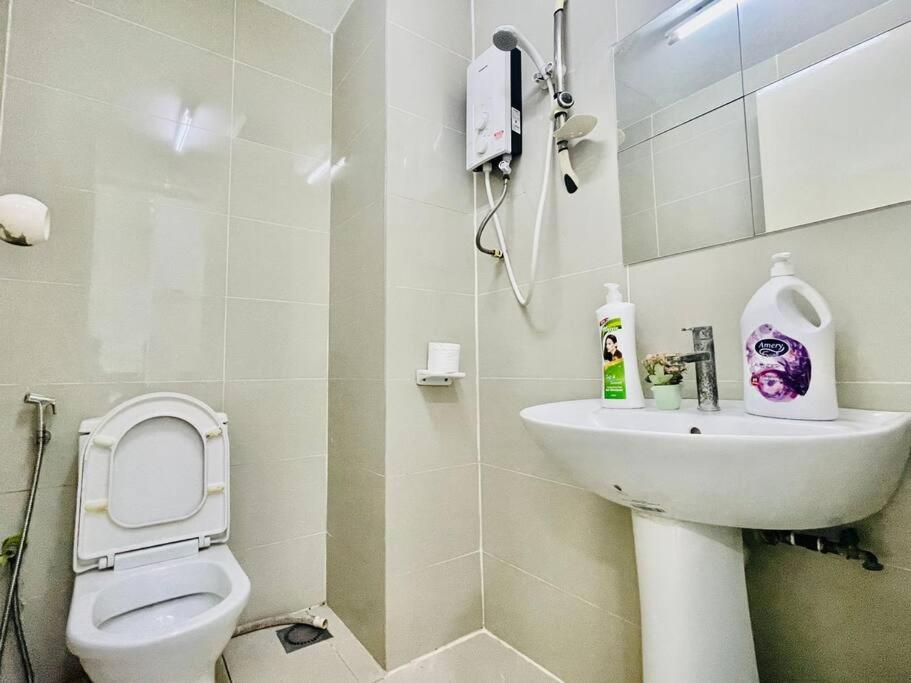 5 Pax Scott Garden Modern Homestay 5 mins to Mid Valley