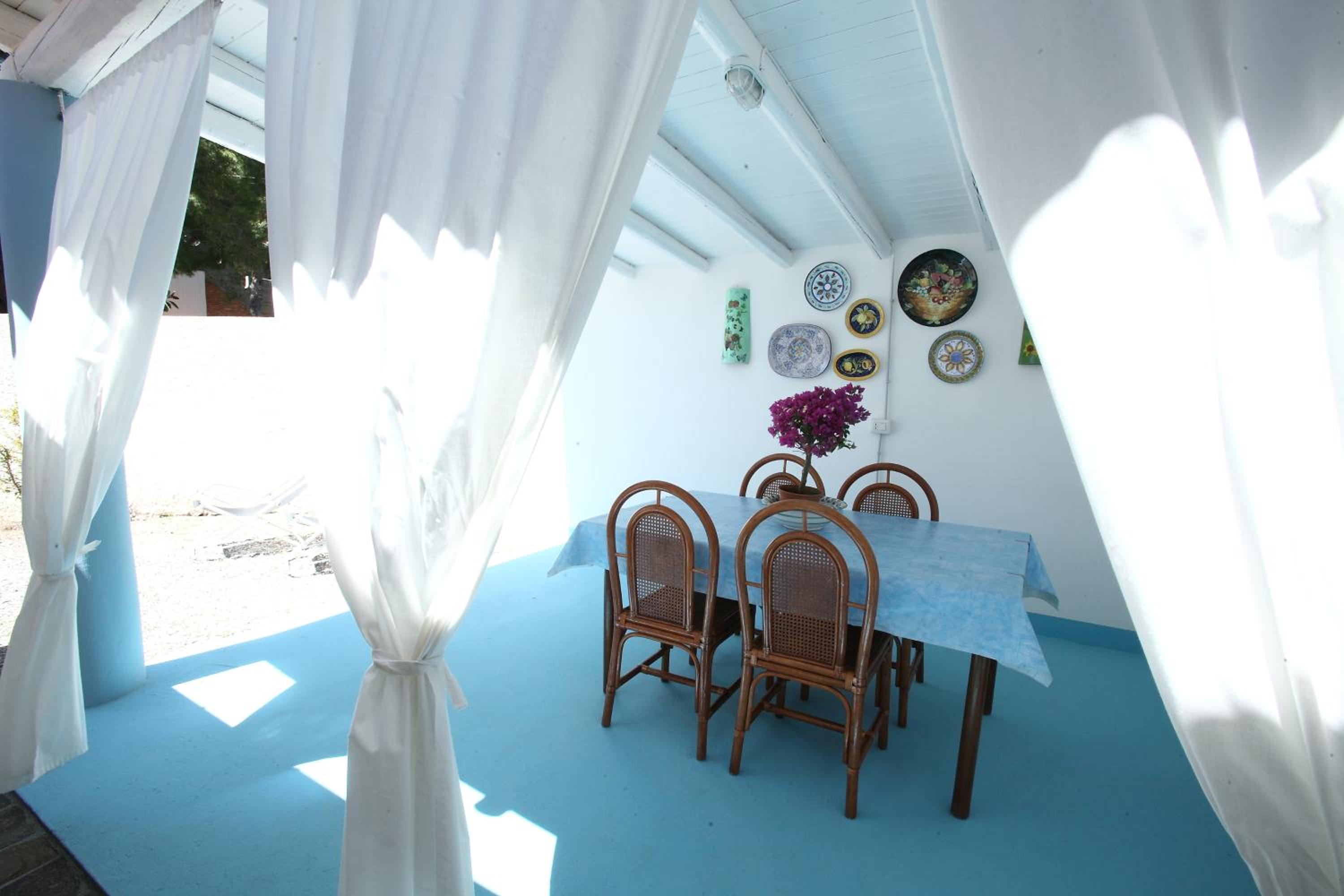 Vulcano Vacations - Villa Crimi - Property Image 4