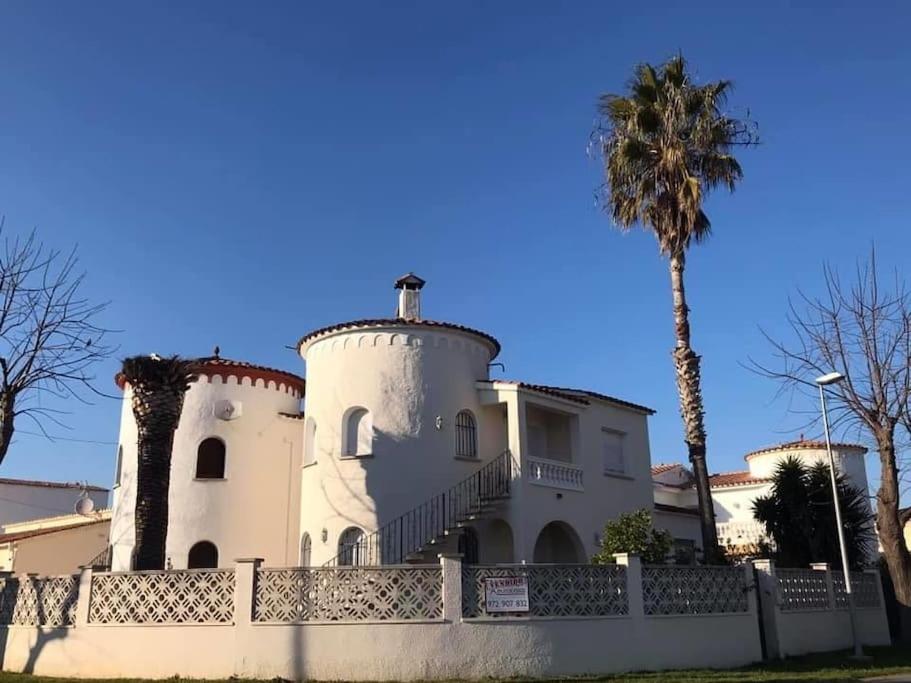 Empuriabrava maison de charme avec piscine