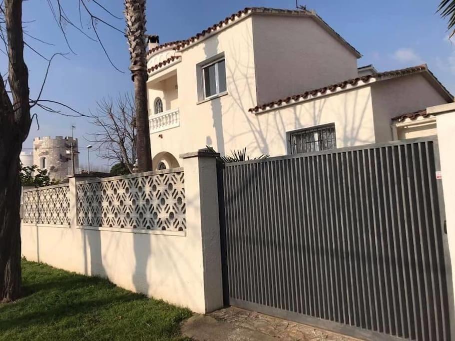 Empuriabrava maison de charme avec piscine