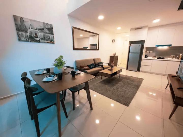 EkoCheras Cozy Suite by GUESTONIC