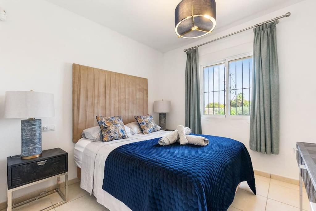 HE Villa Zenia