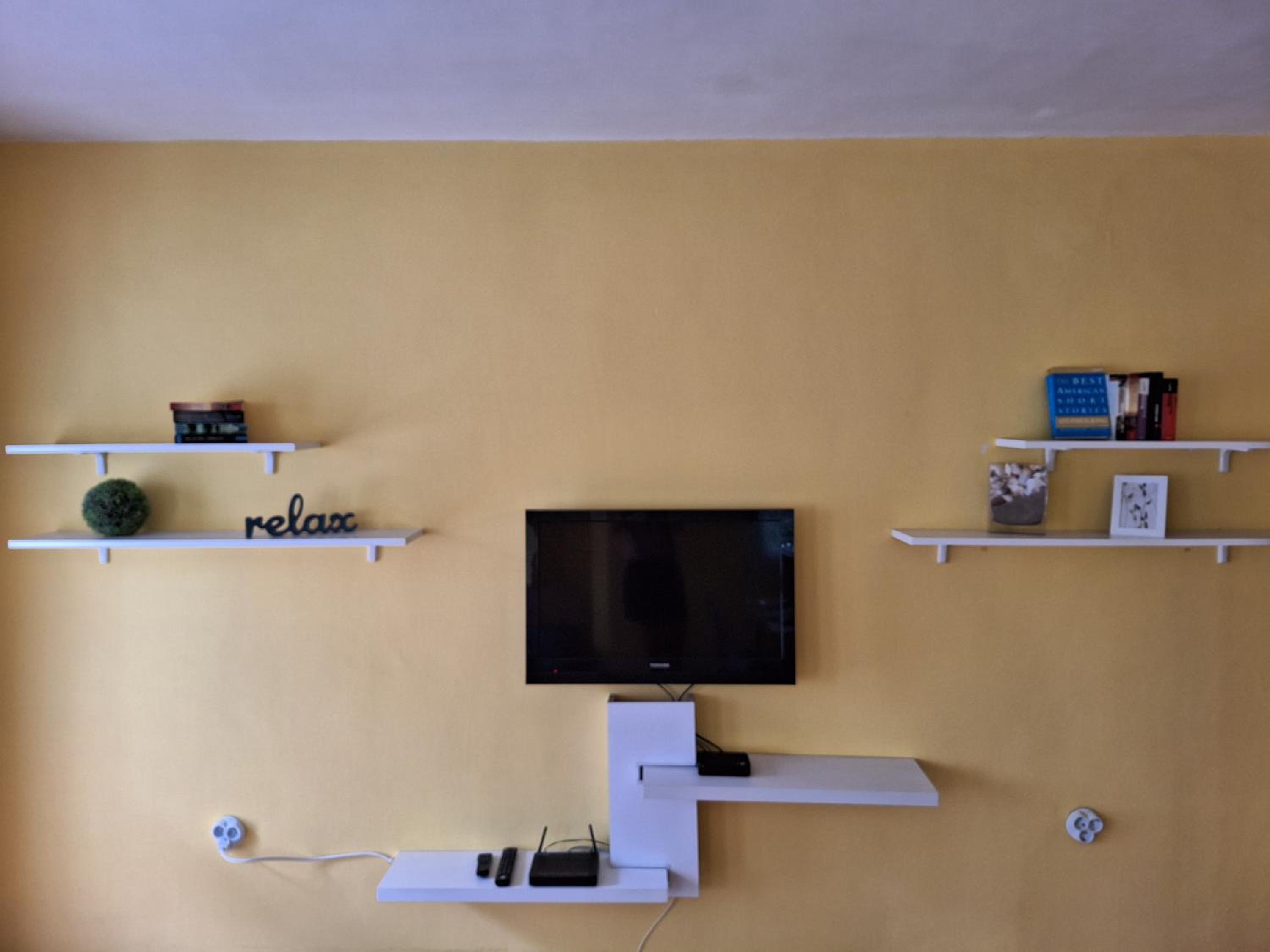 Top Location Harmony Apartment by HostEx