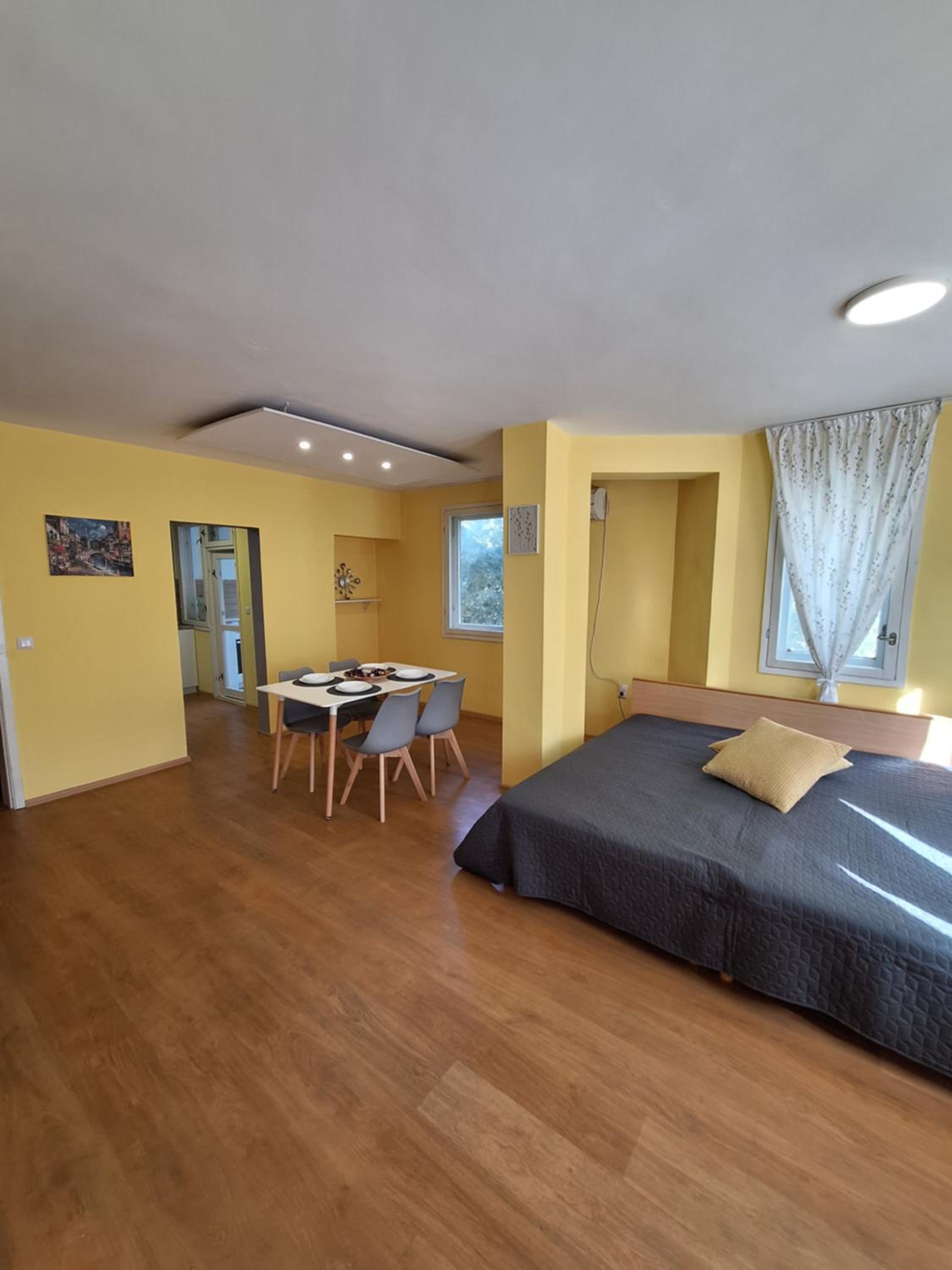 Top Location Harmony Apartment by HostEx