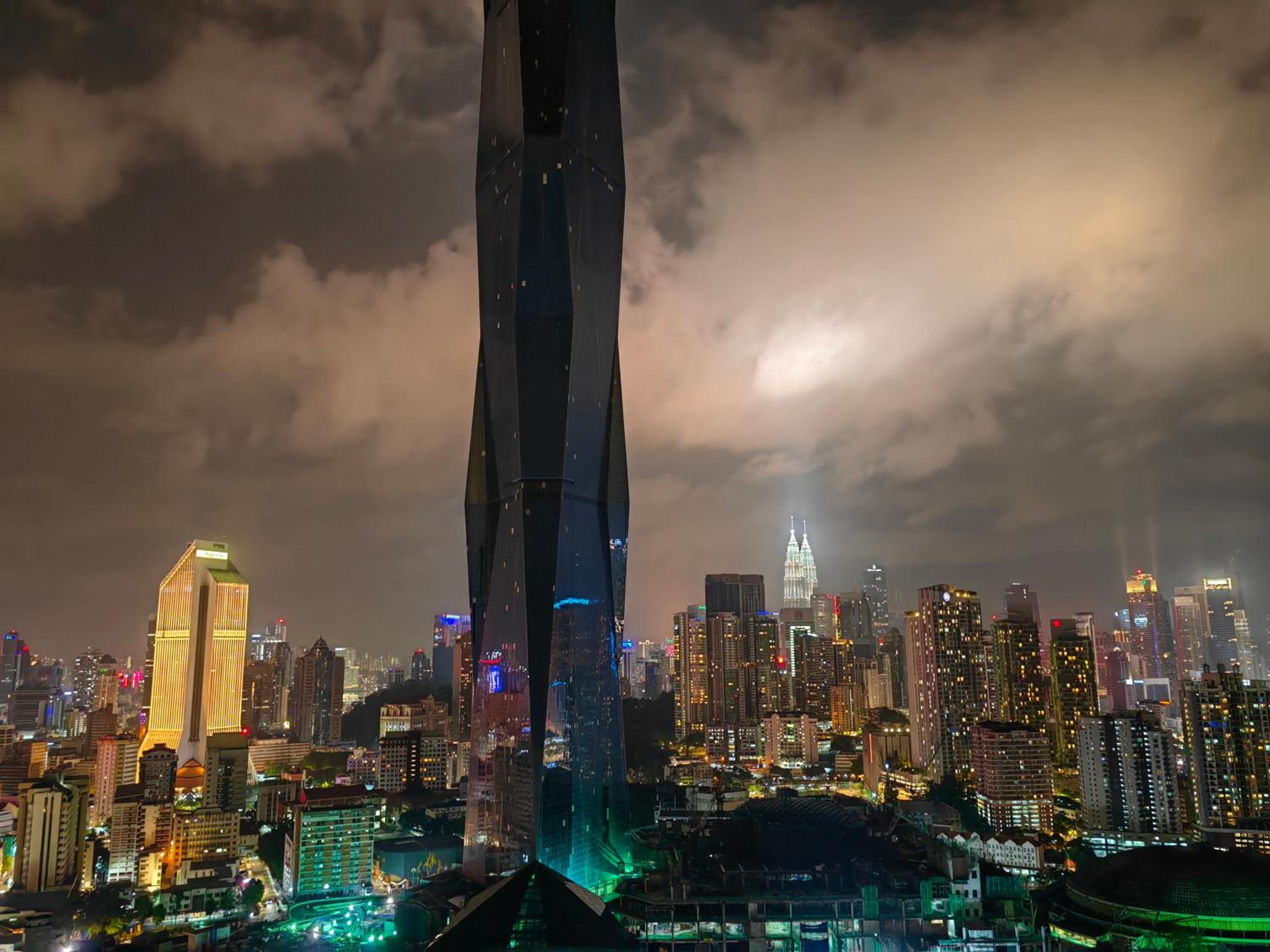 Opus Suites Kuala Lumpur by Welt