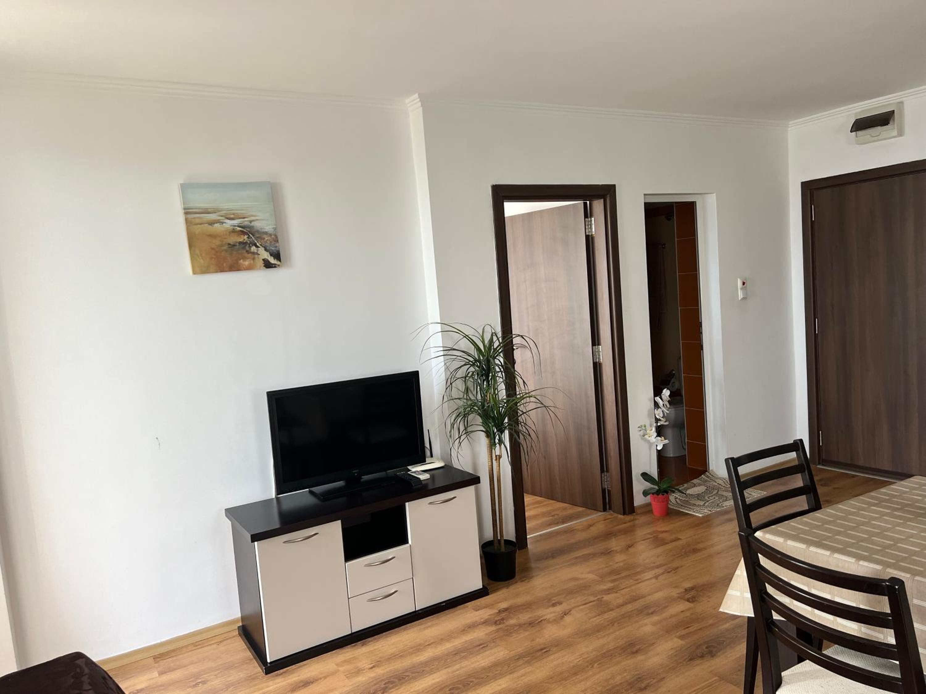 Antorini Apartments