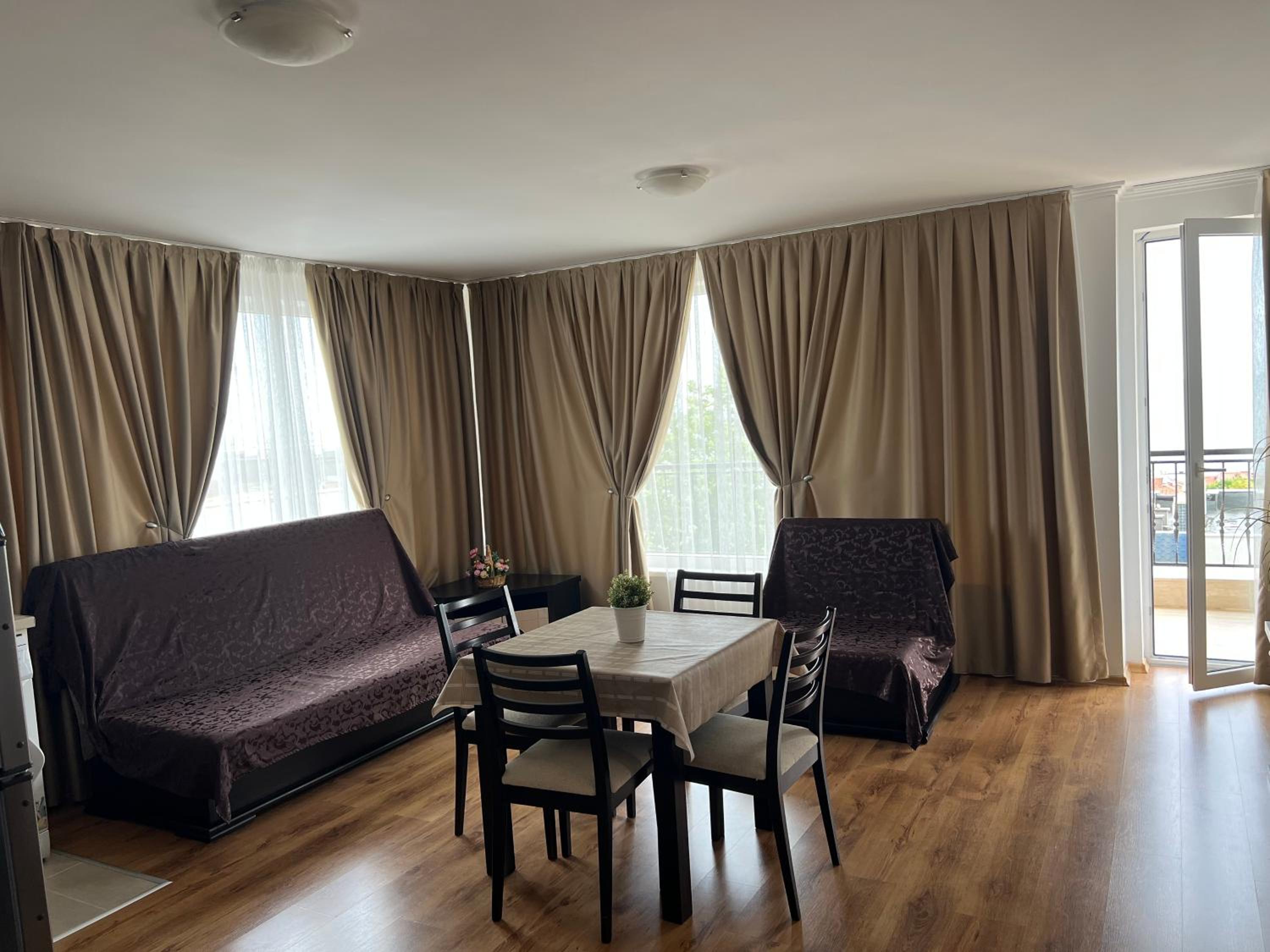 Antorini Apartments
