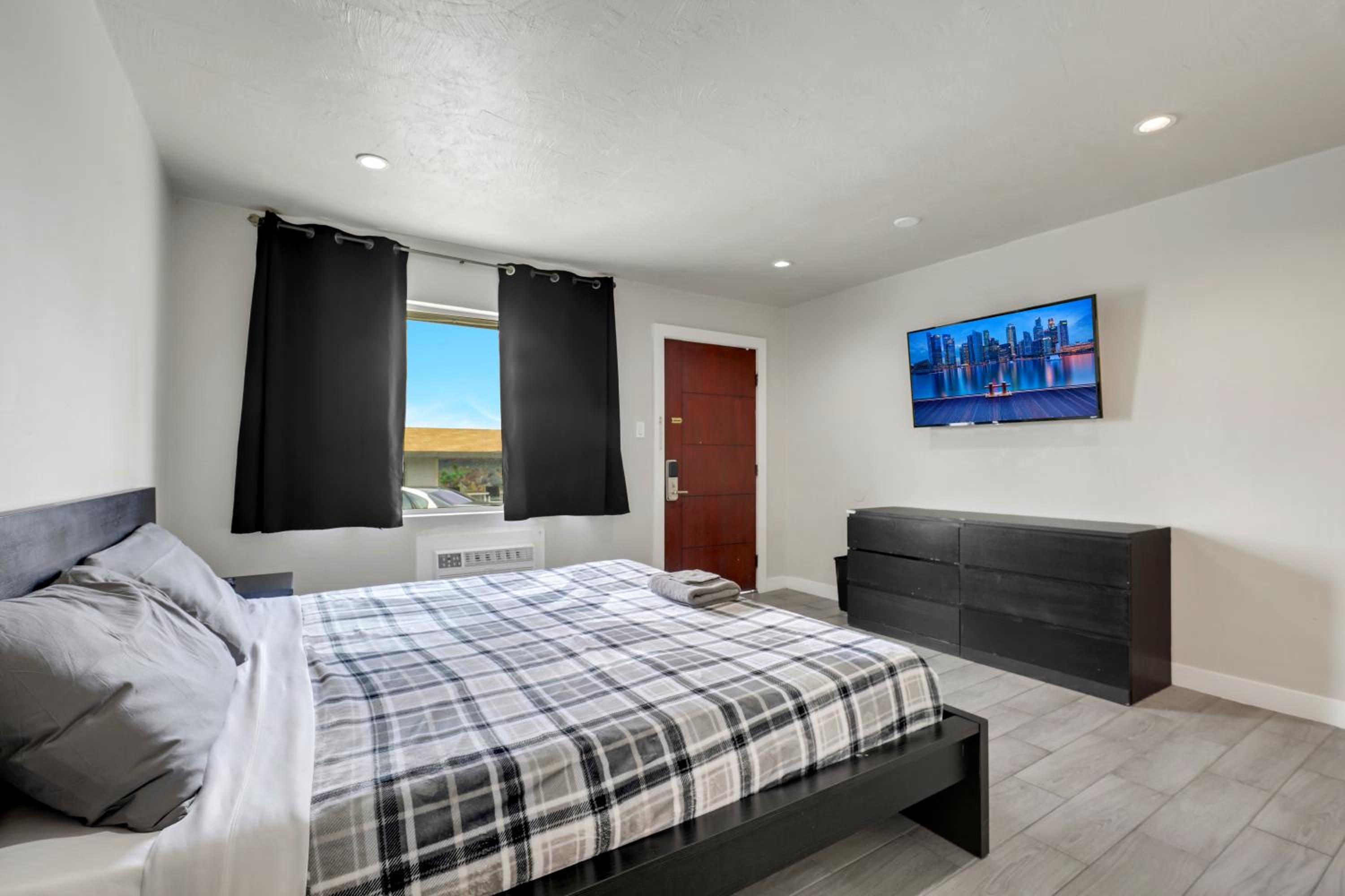 Desert Moon Motel