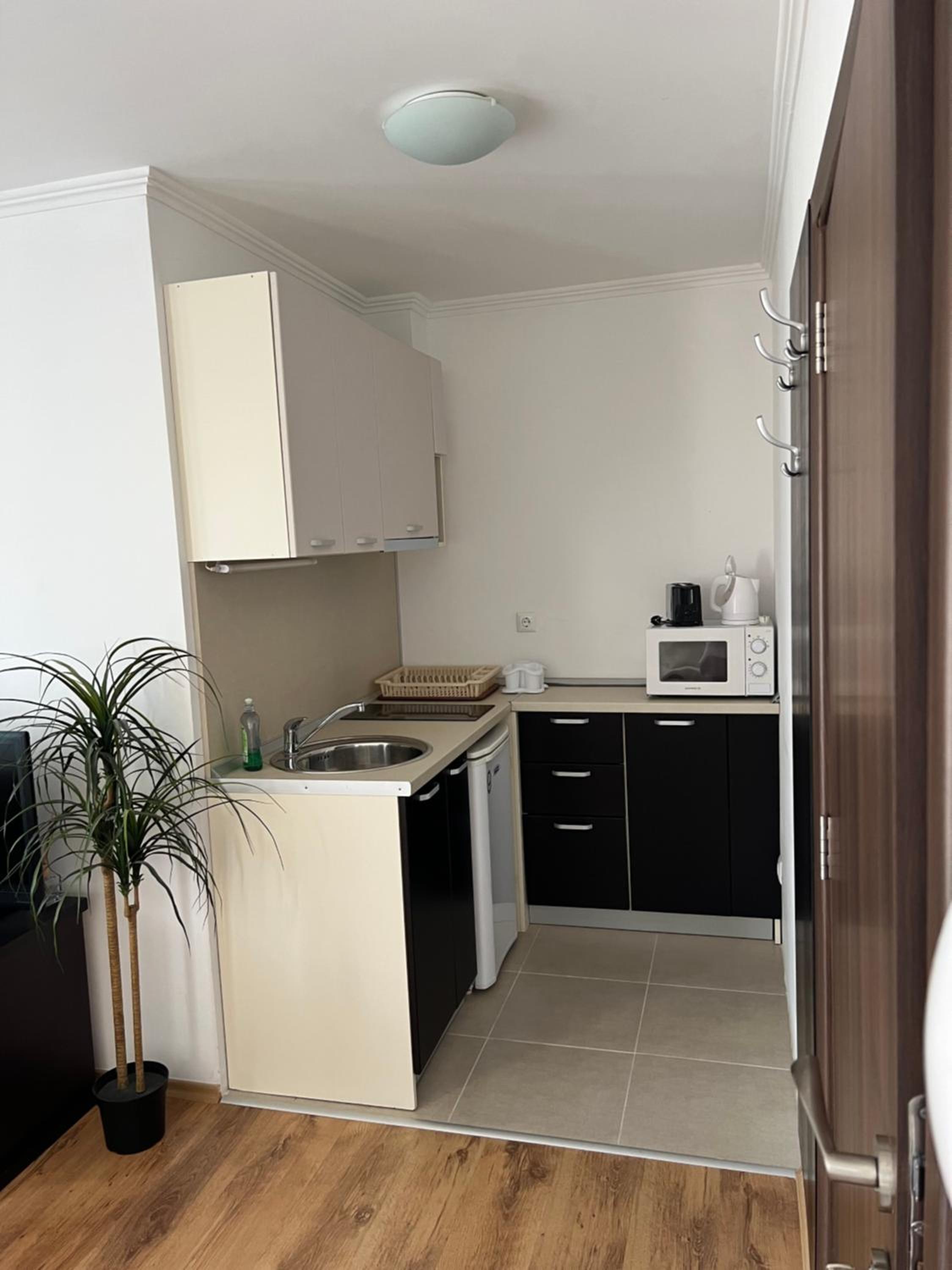 Antorini Apartments