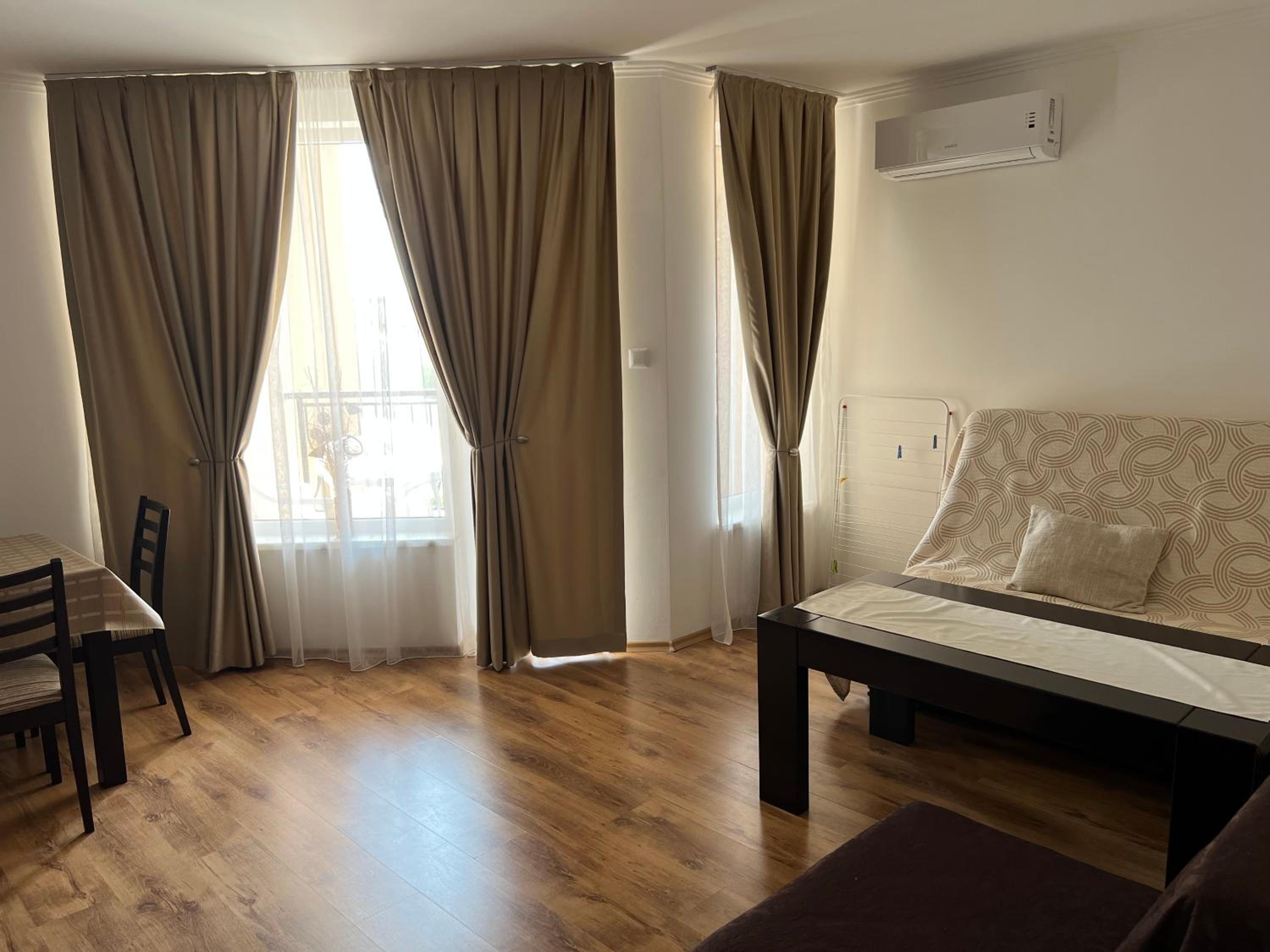Antorini Apartments