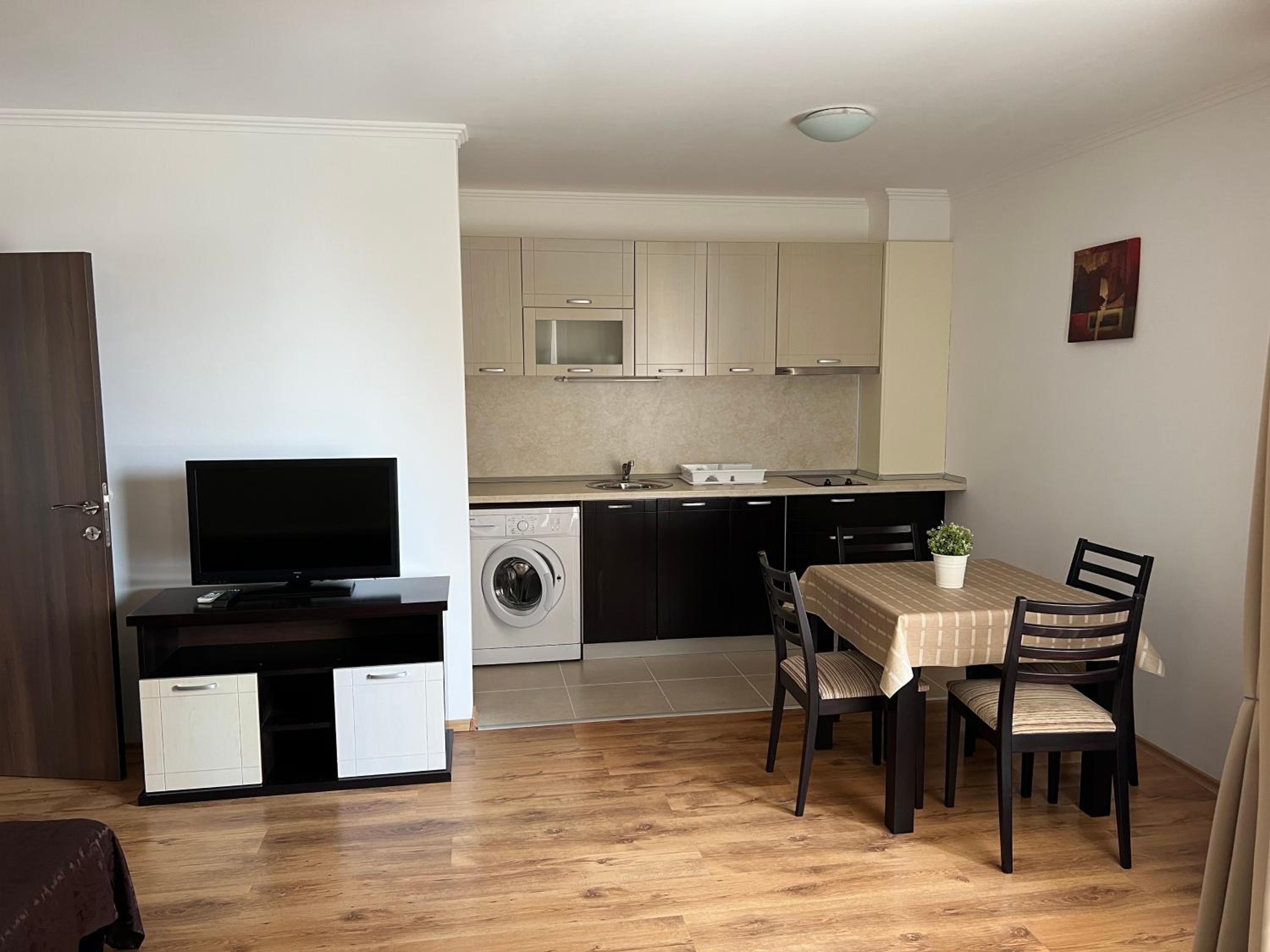 Antorini Apartments
