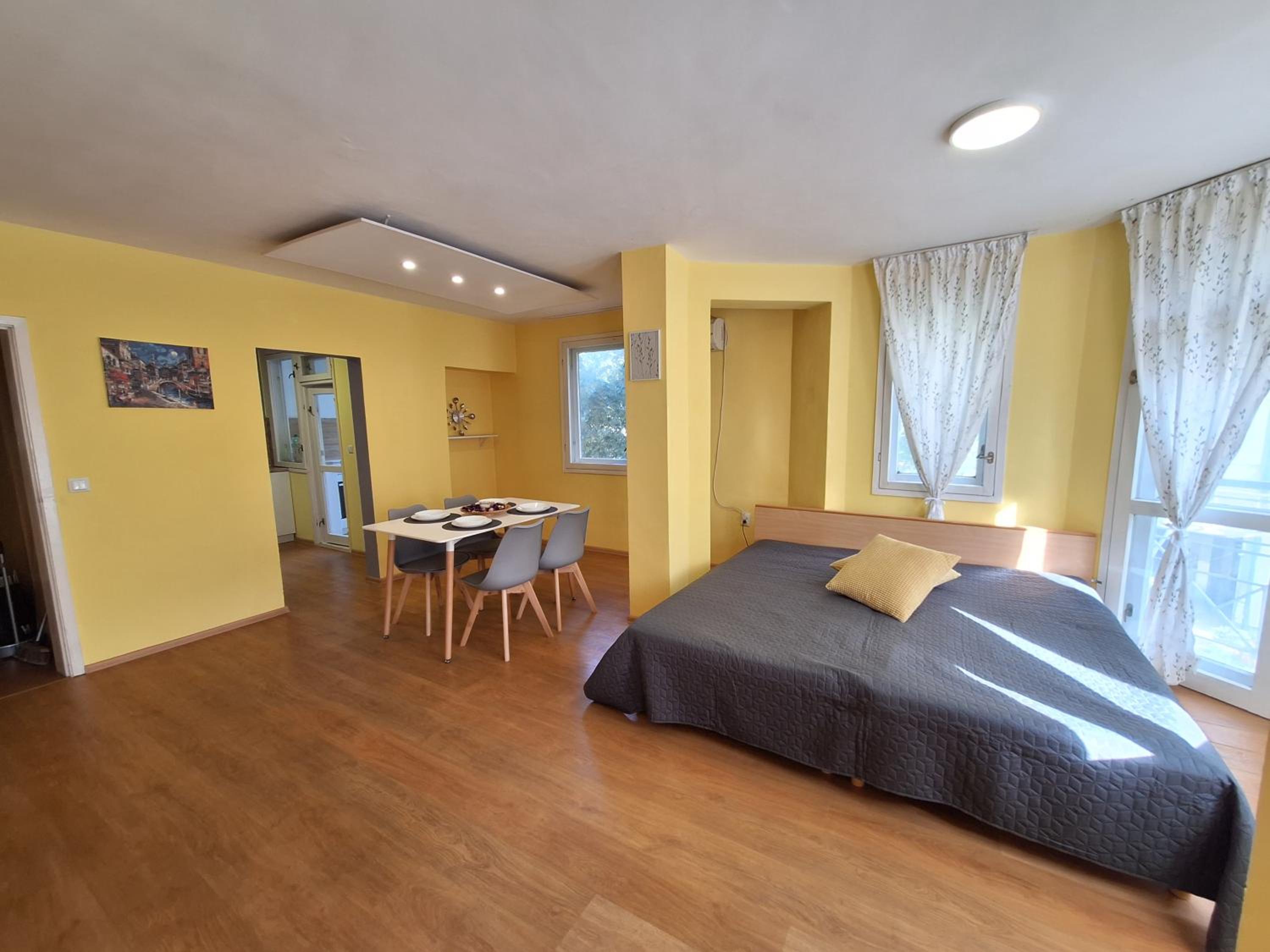 Top Location Harmony Apartment by HostEx