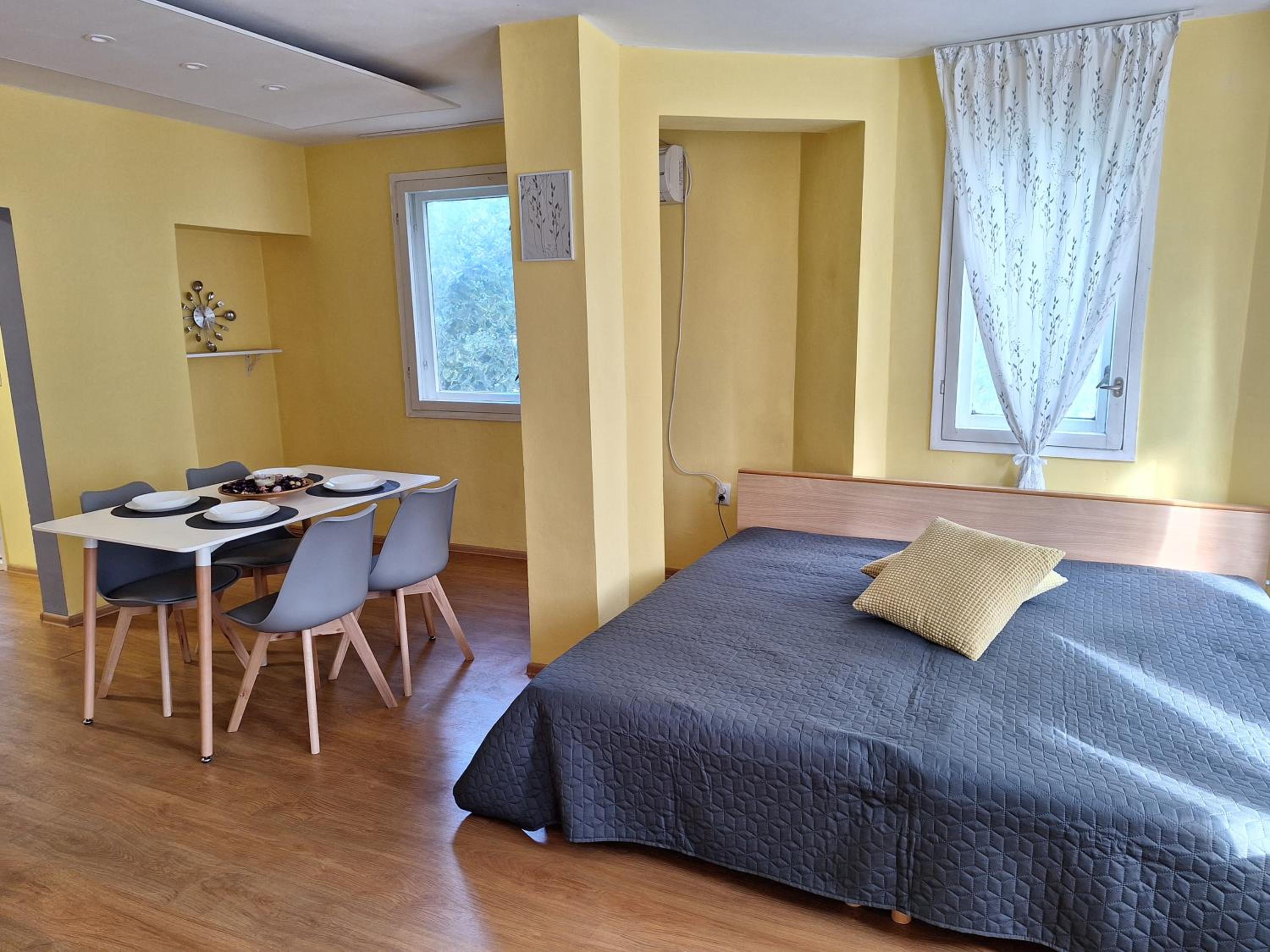 Top Location Harmony Apartment by HostEx