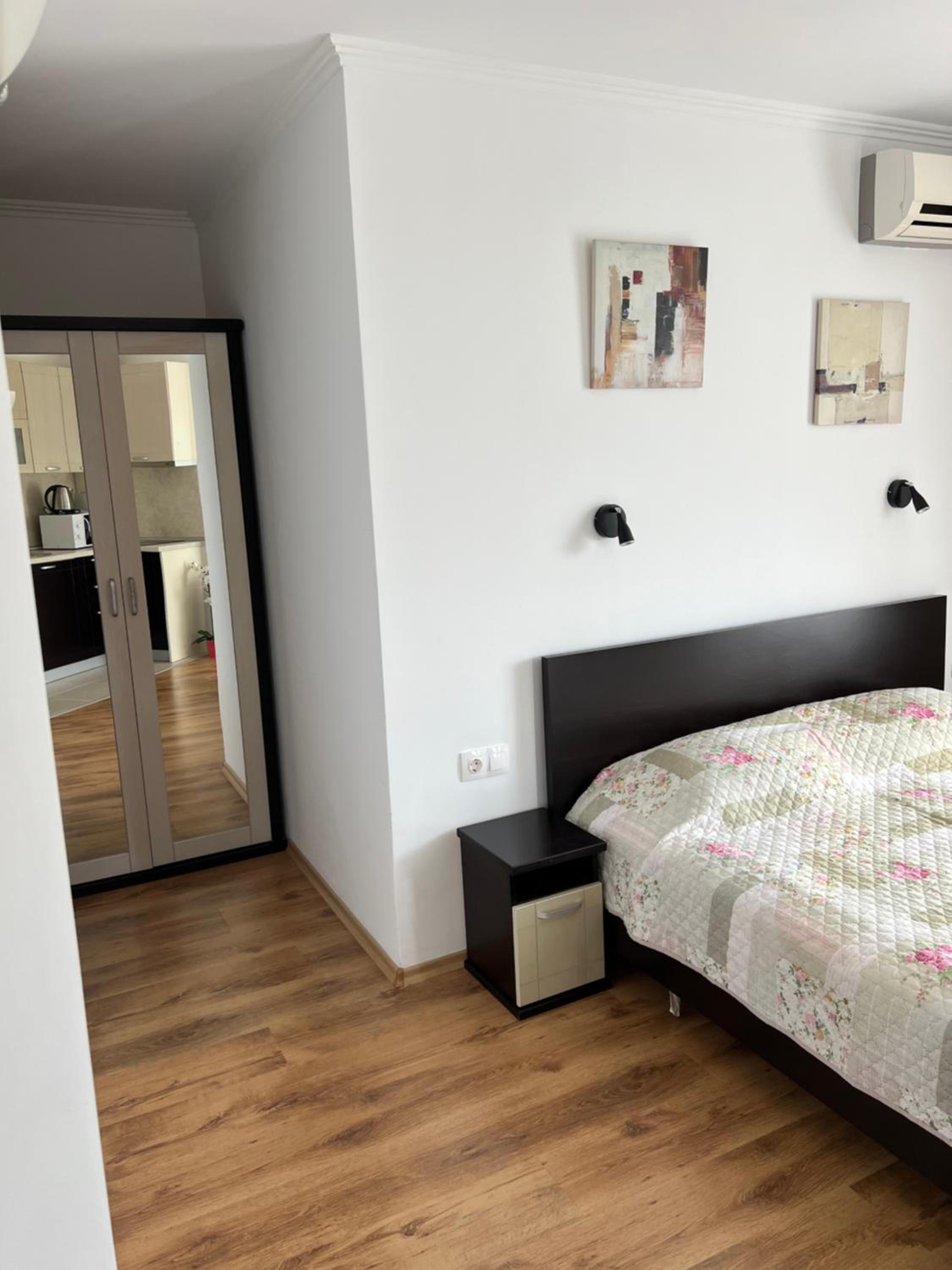 Antorini Apartments