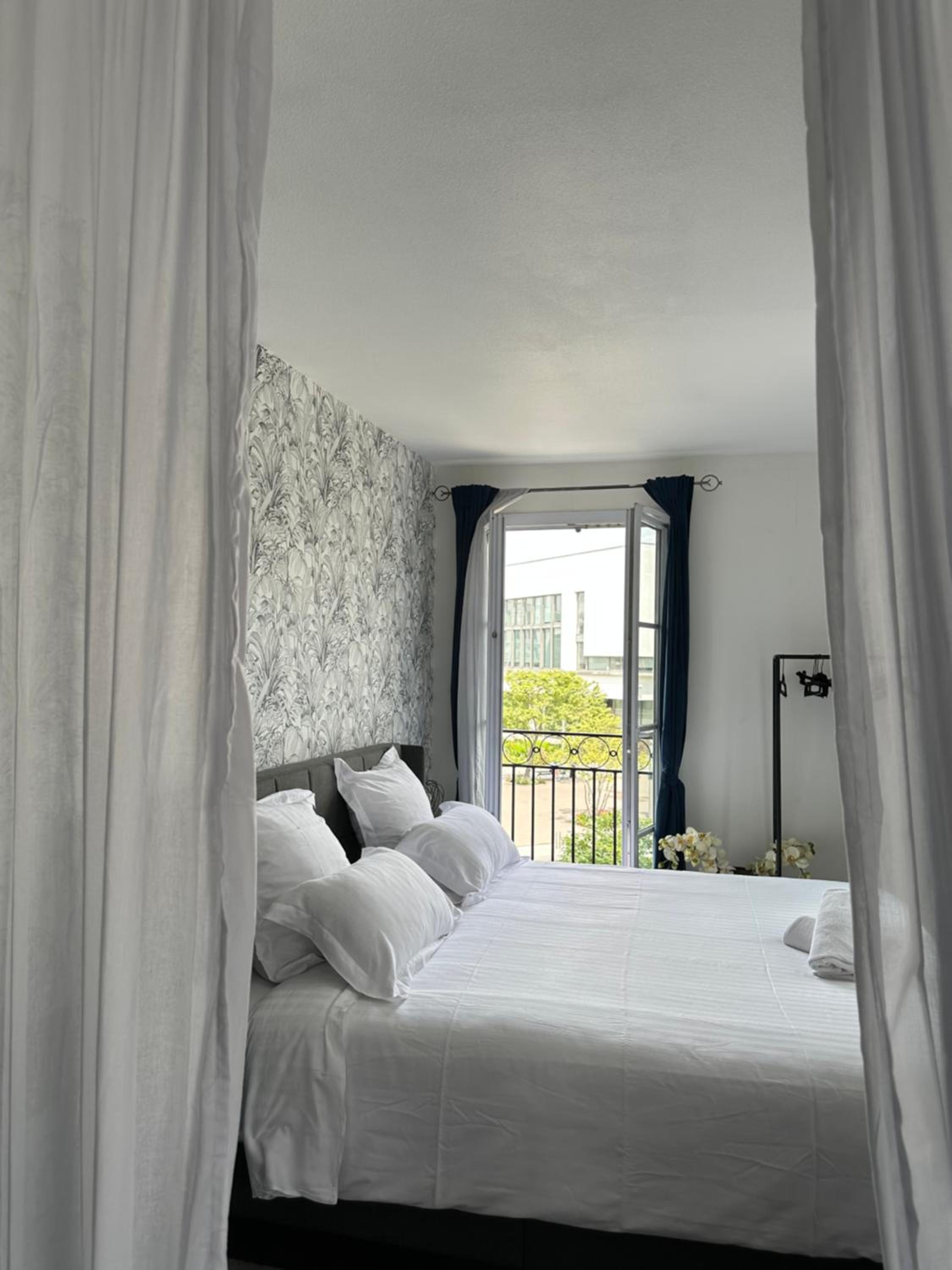 Apt Place de Toscane - 4min Disneyland-PARIS