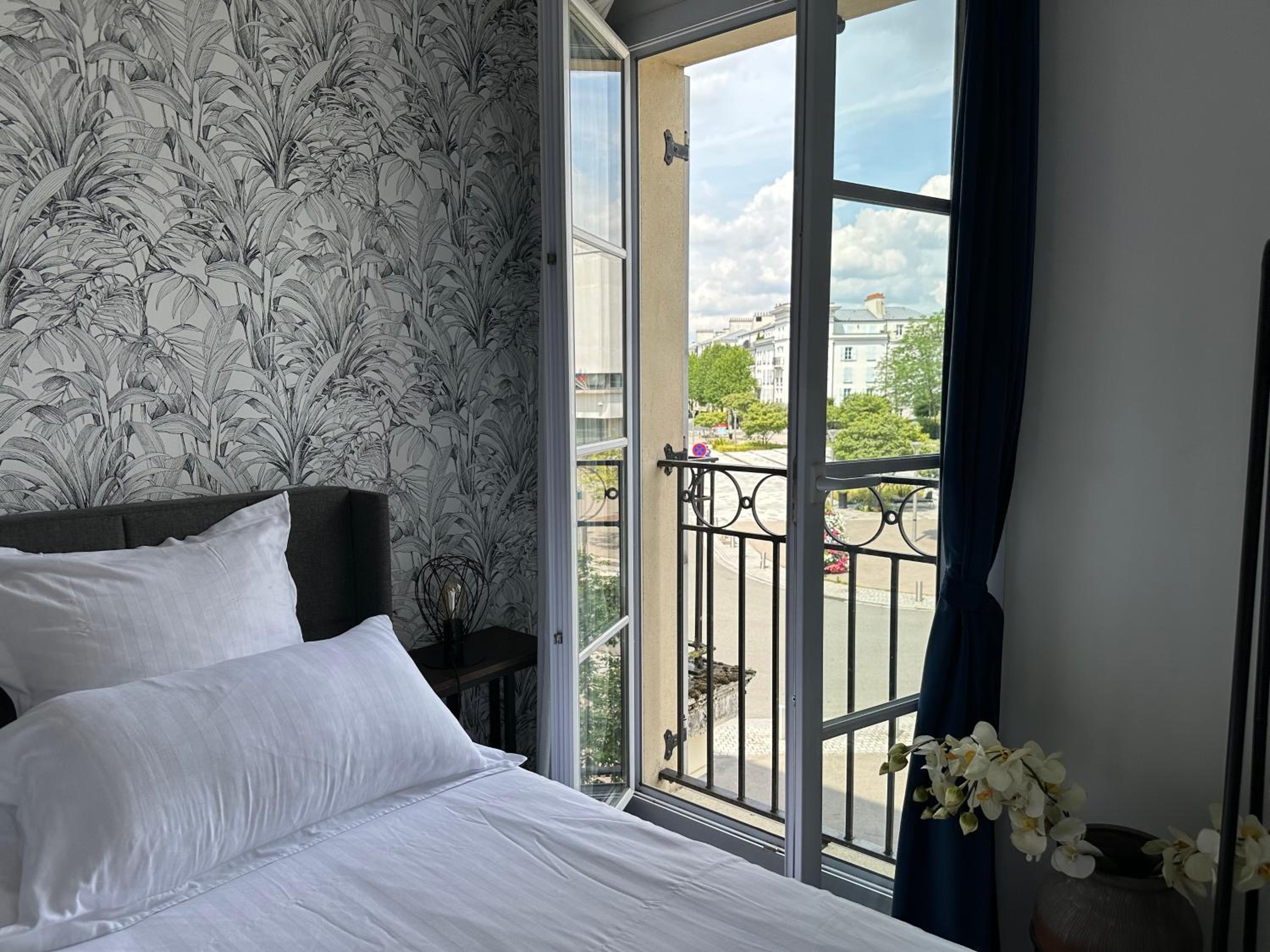 Apt Place de Toscane - 4min Disneyland-PARIS
